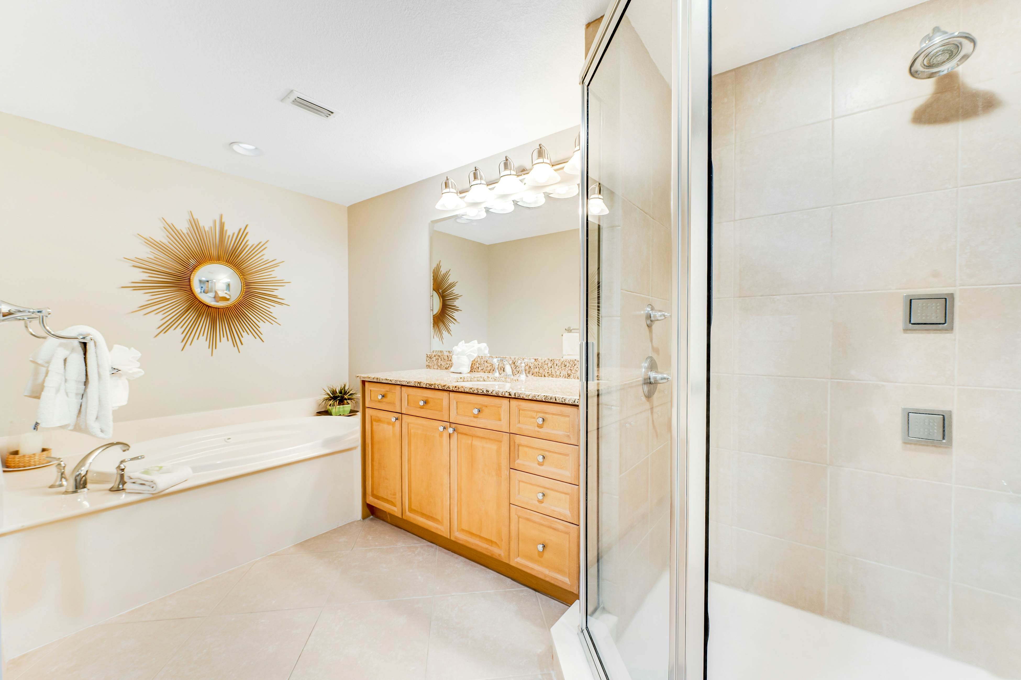 Escapes To The Shores 1301