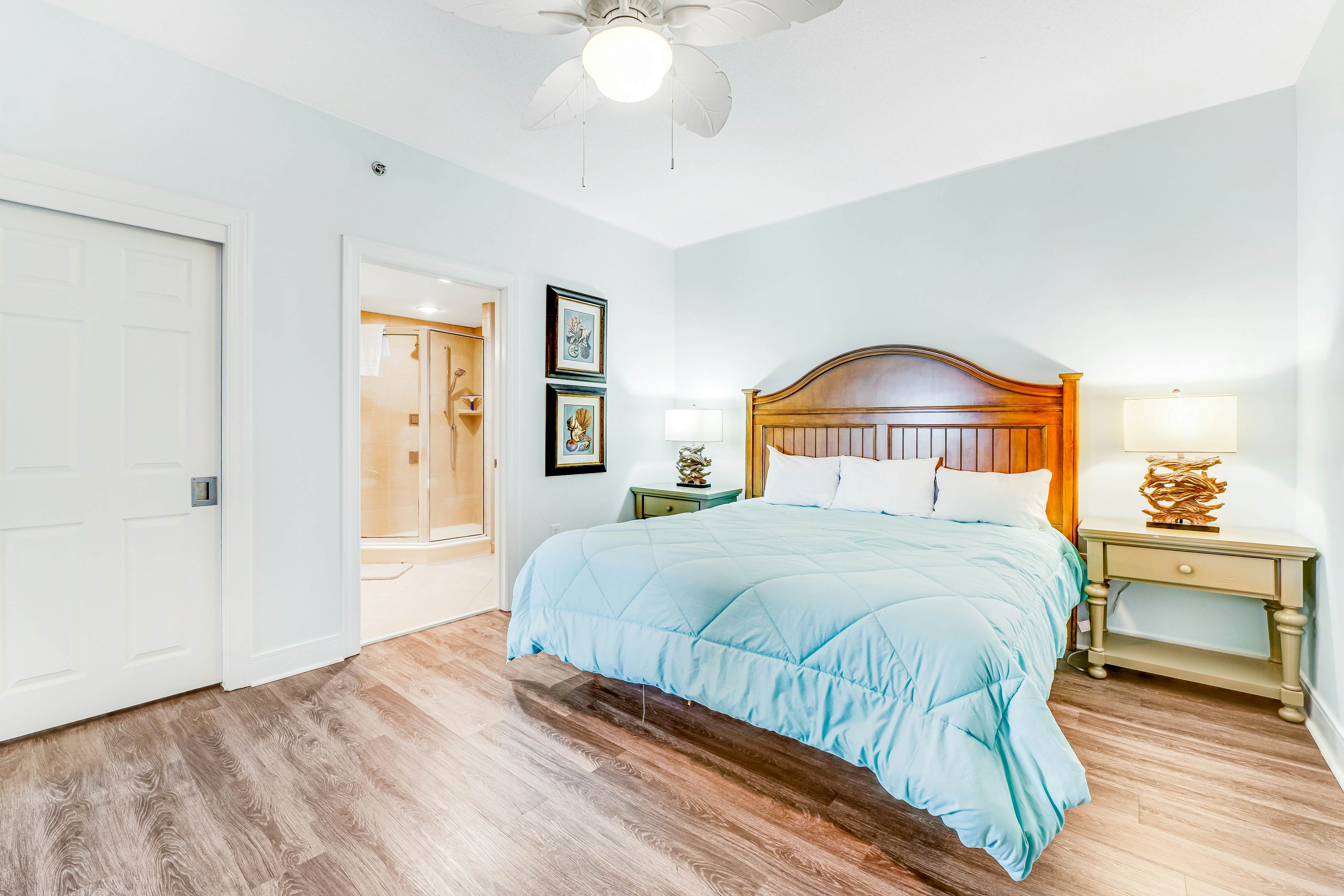 Escapes To The Shores 1301