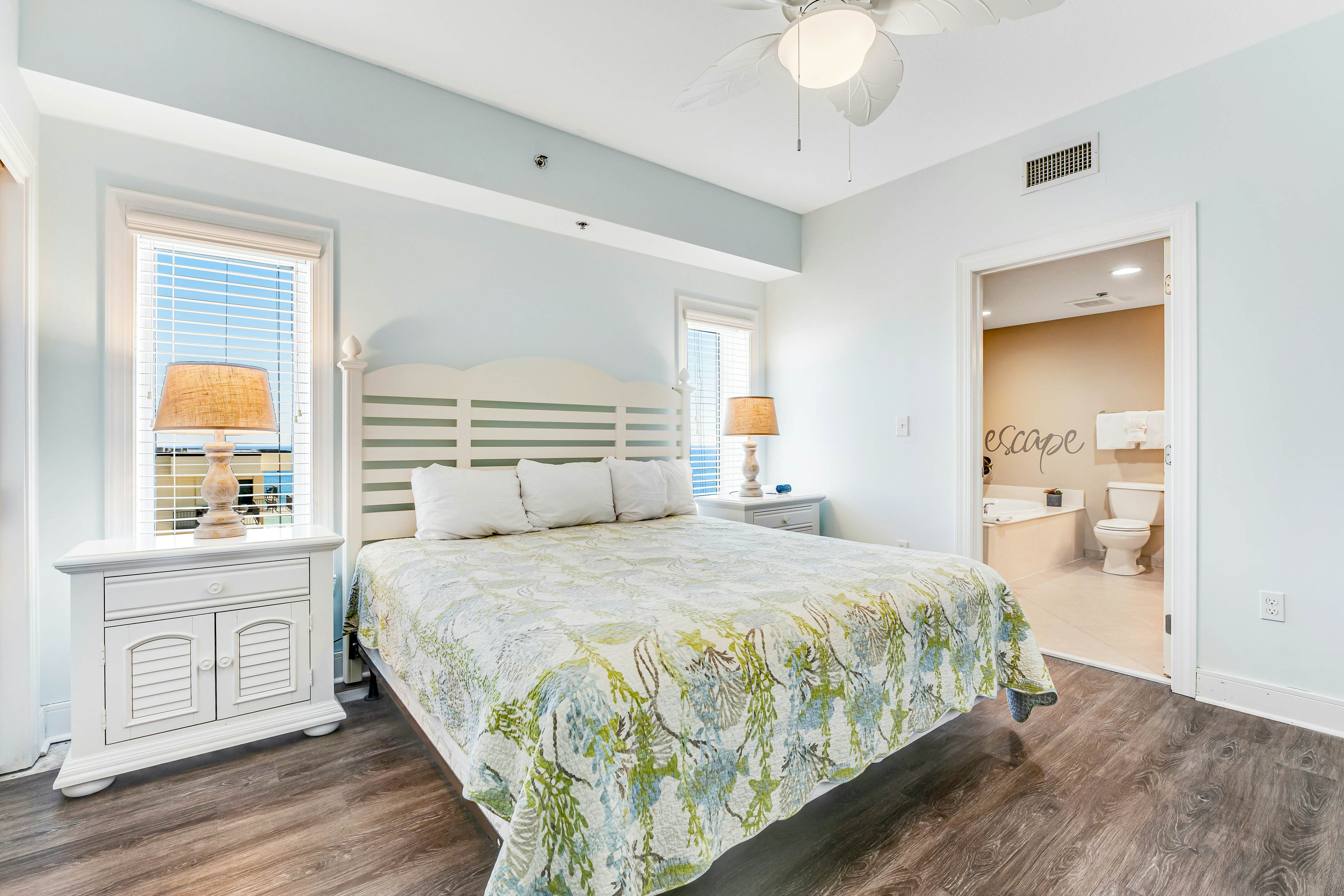 Escapes To The Shores 1301