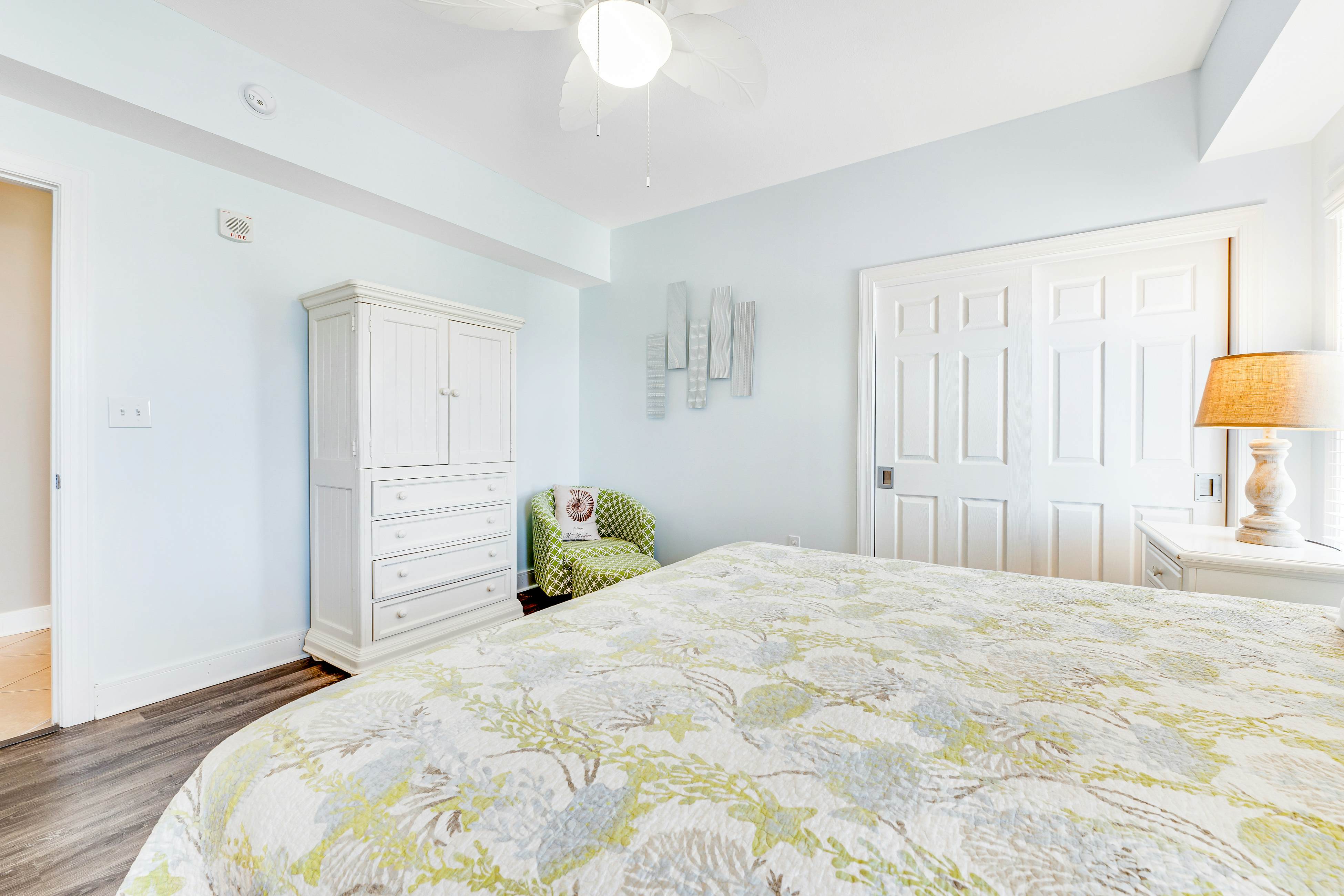 Escapes To The Shores 1301