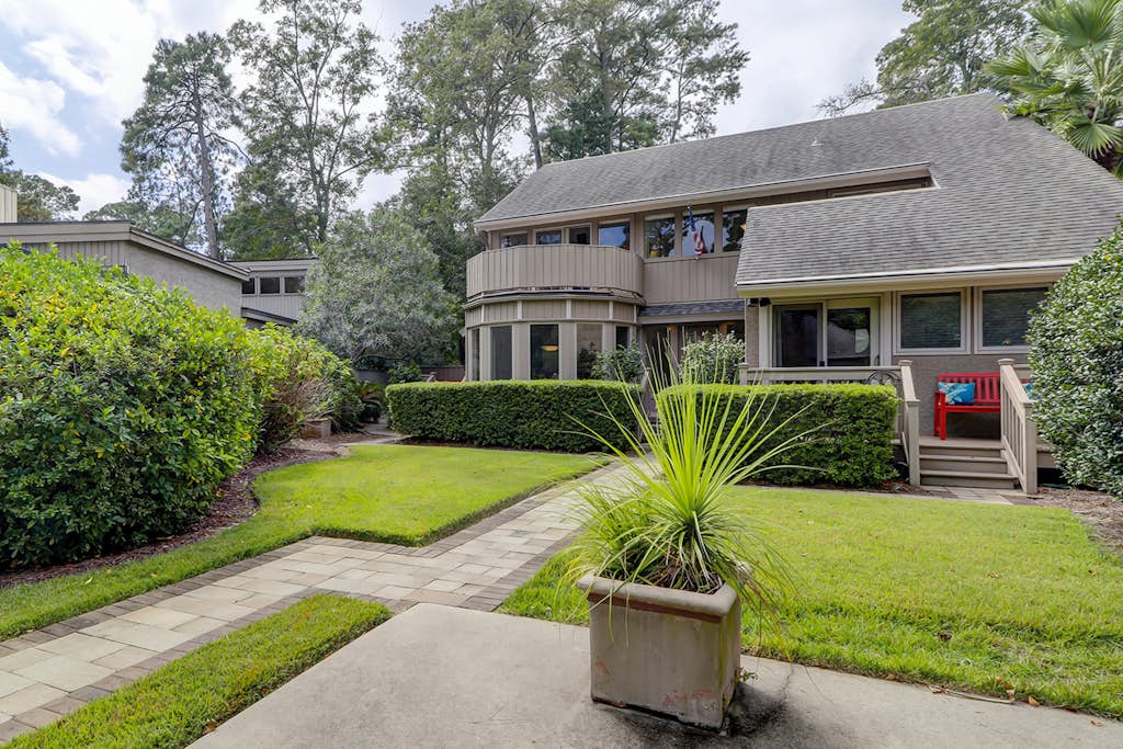 Charming 3 bedroom 3 1/2 bath home in beautiful Sea Pines. — Hilton Head, SC — vacation rental