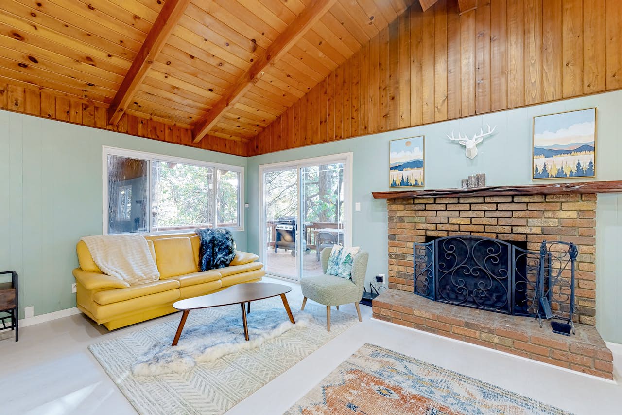 Running Springs Sanctuary 2 BD Running Springs, CA Vacation Rental Vacasa