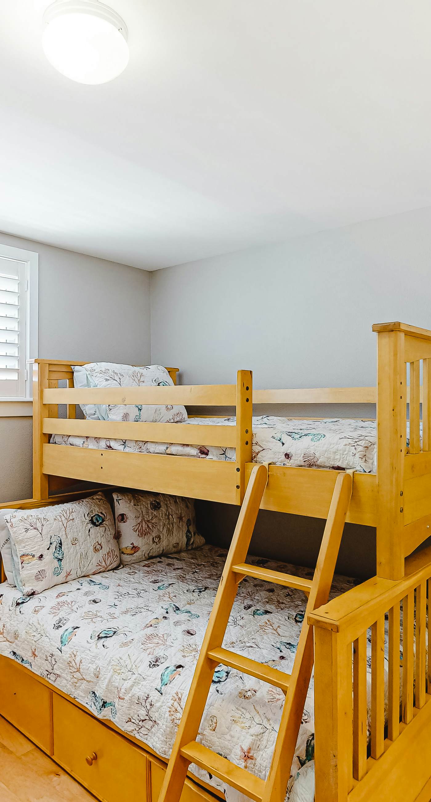 The Sanctuary - Getta Tan B238