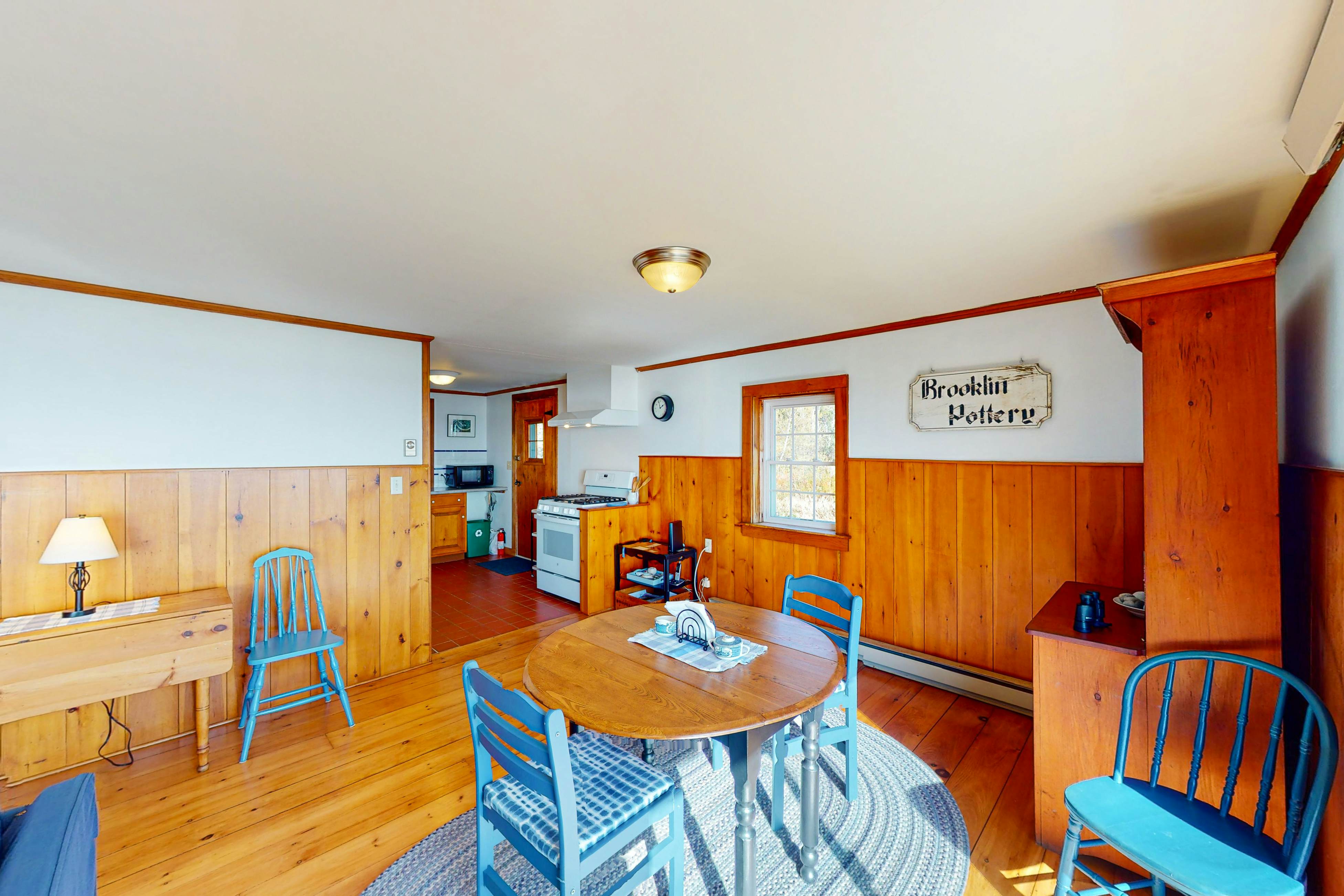 Potter's Place 1 BD Brooklin, ME Vacation Rental Vacasa
