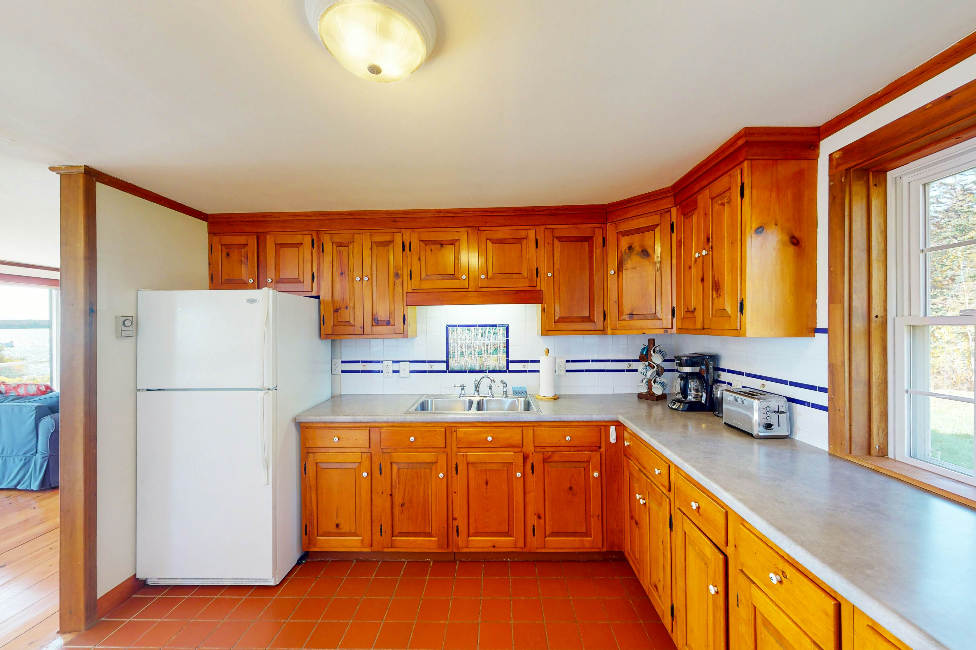 Potter's Place 1 BD Brooklin, ME Vacation Rental Vacasa