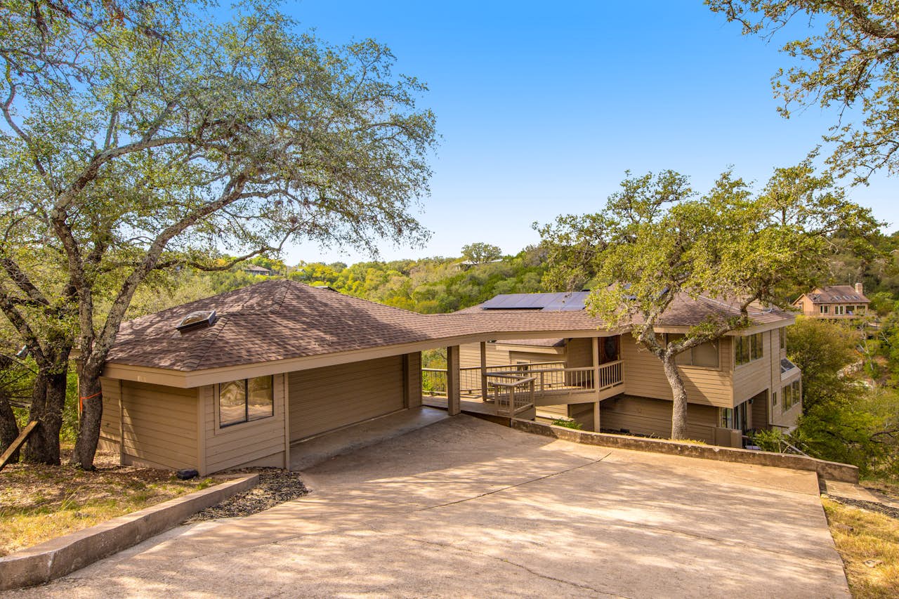 Spicewood Treehouse 4 BD Spicewood, TX Vacation Rental Vacasa