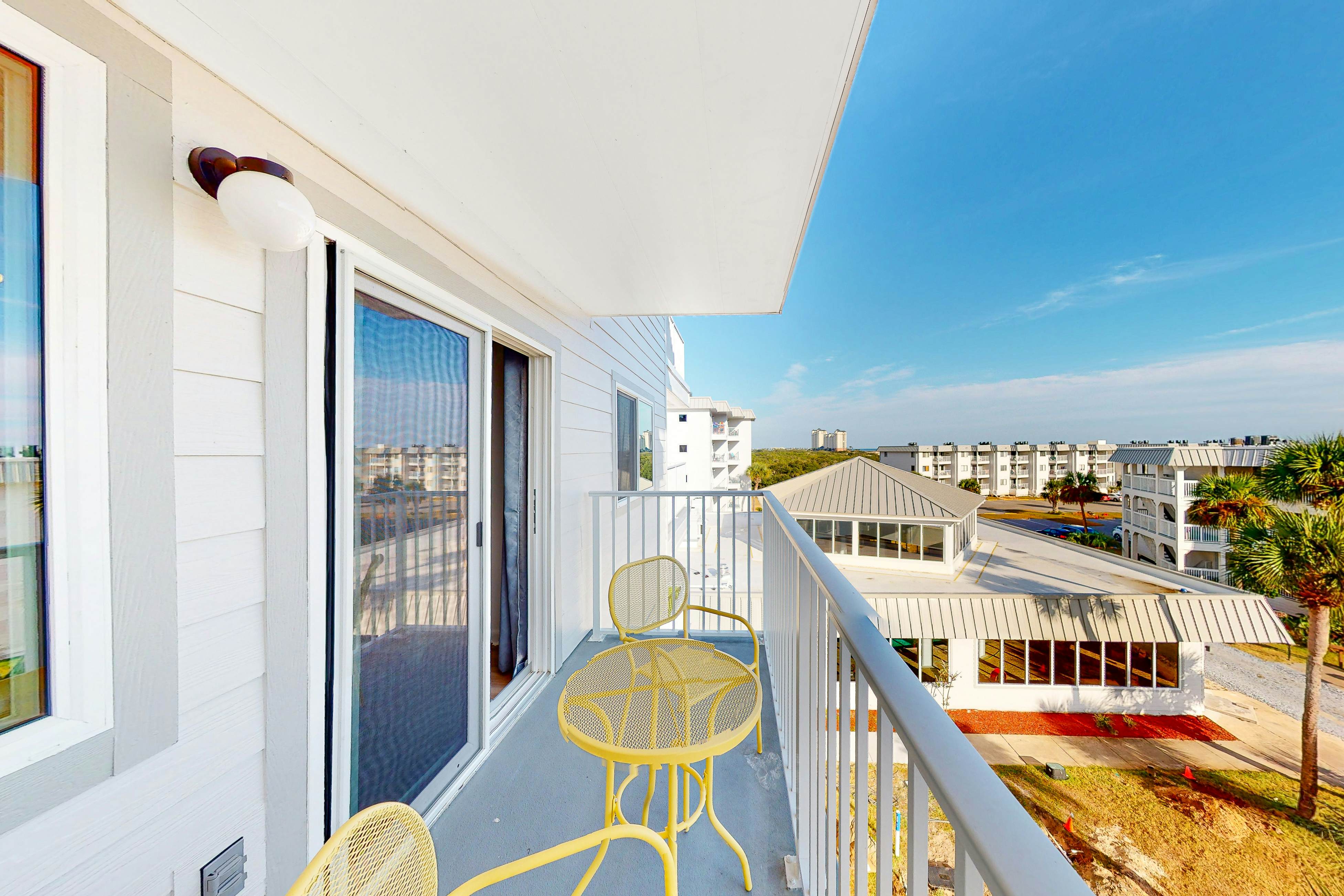 Plantation East #4409