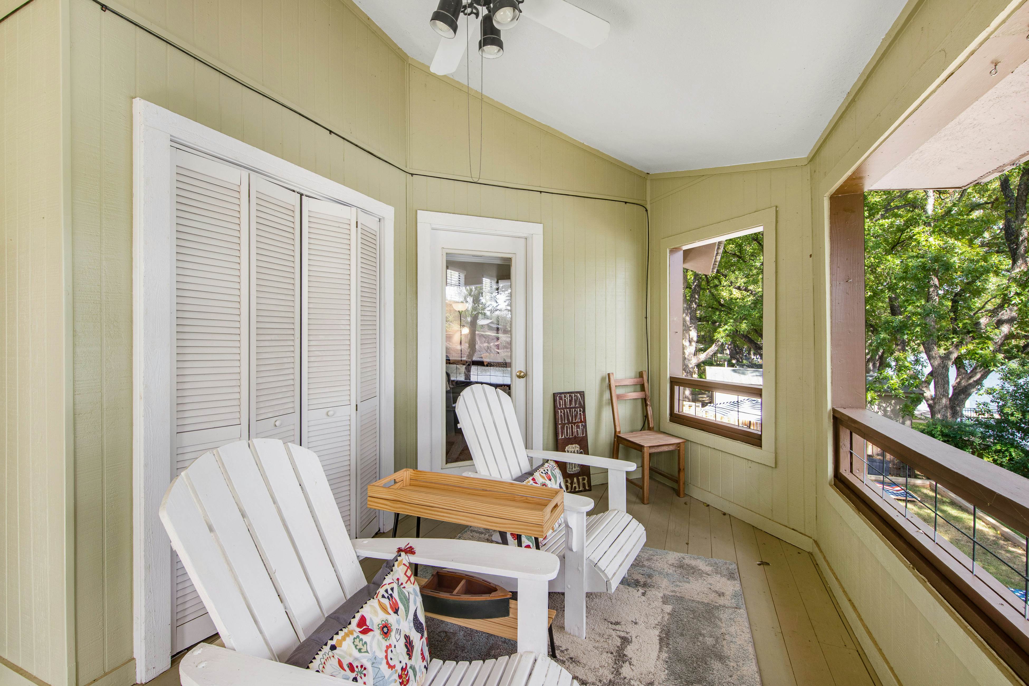 Green River Lodge - Lake LBJ