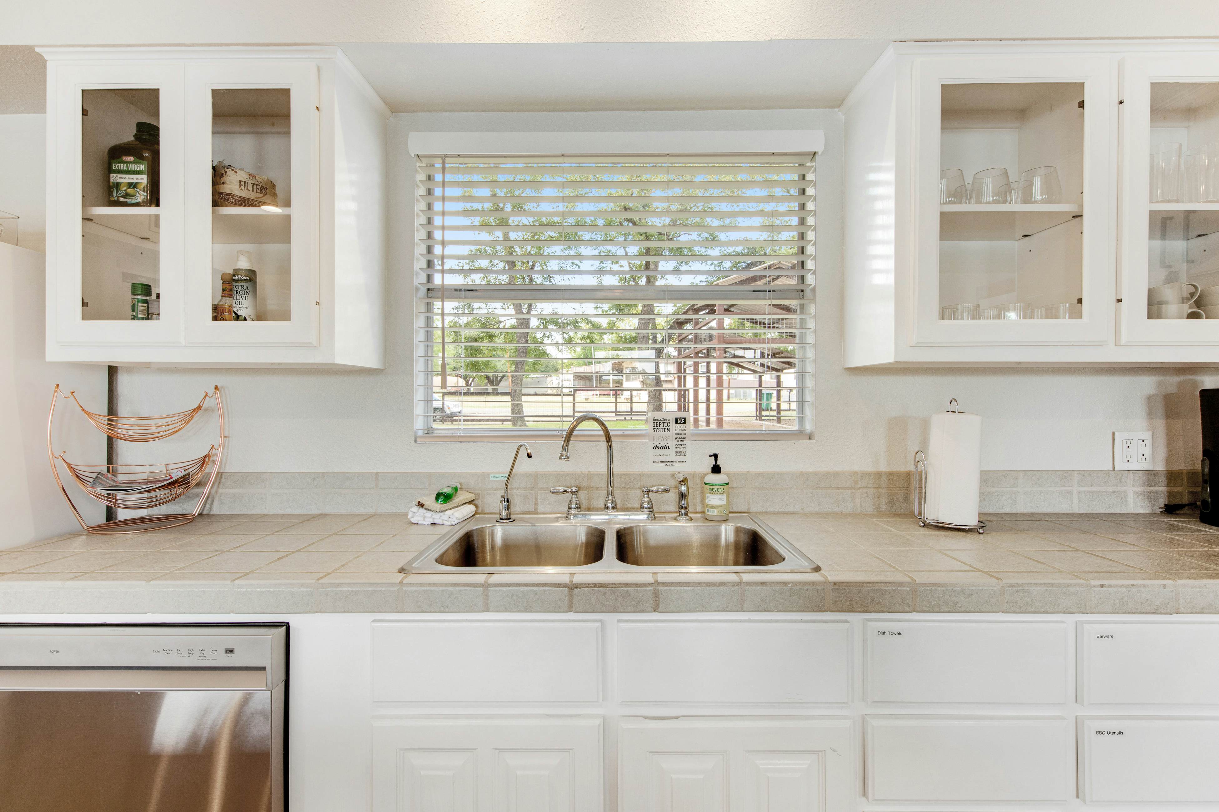 Green River Lodge - Lake LBJ