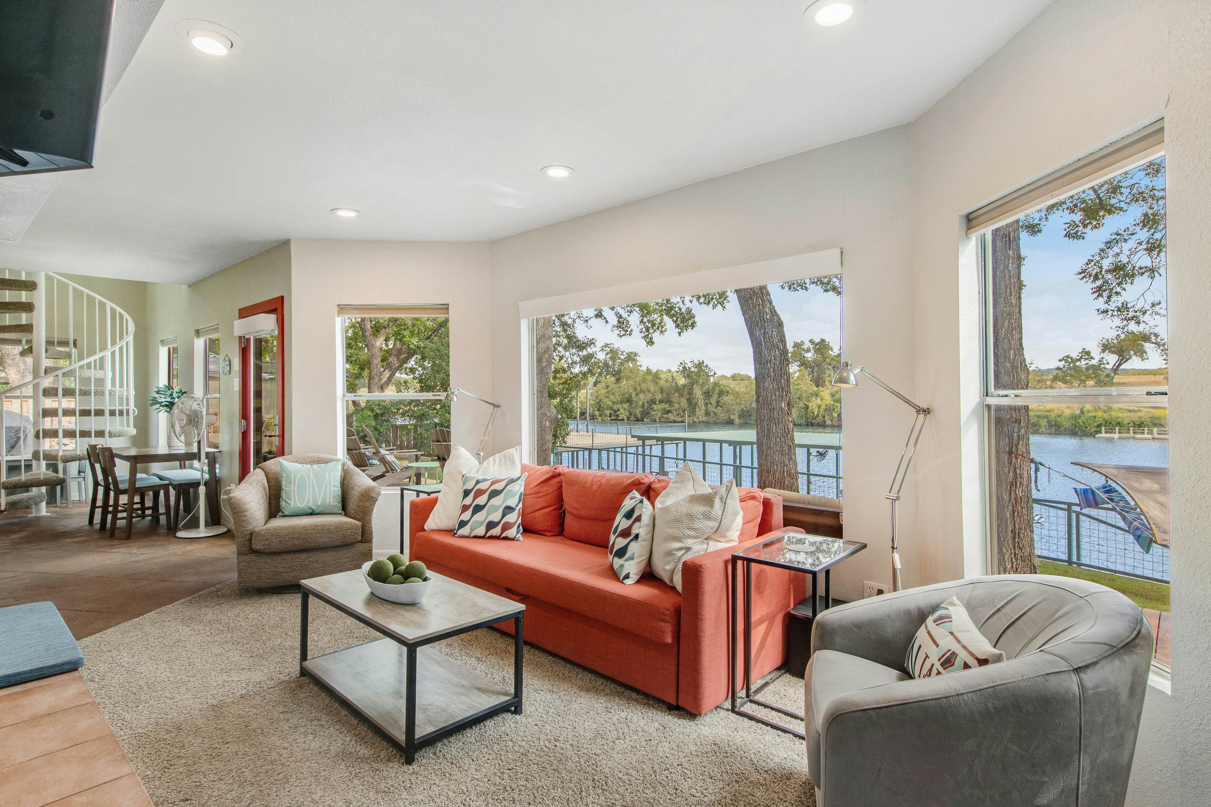 TX Cabins, Vacation Rentals Vacasa