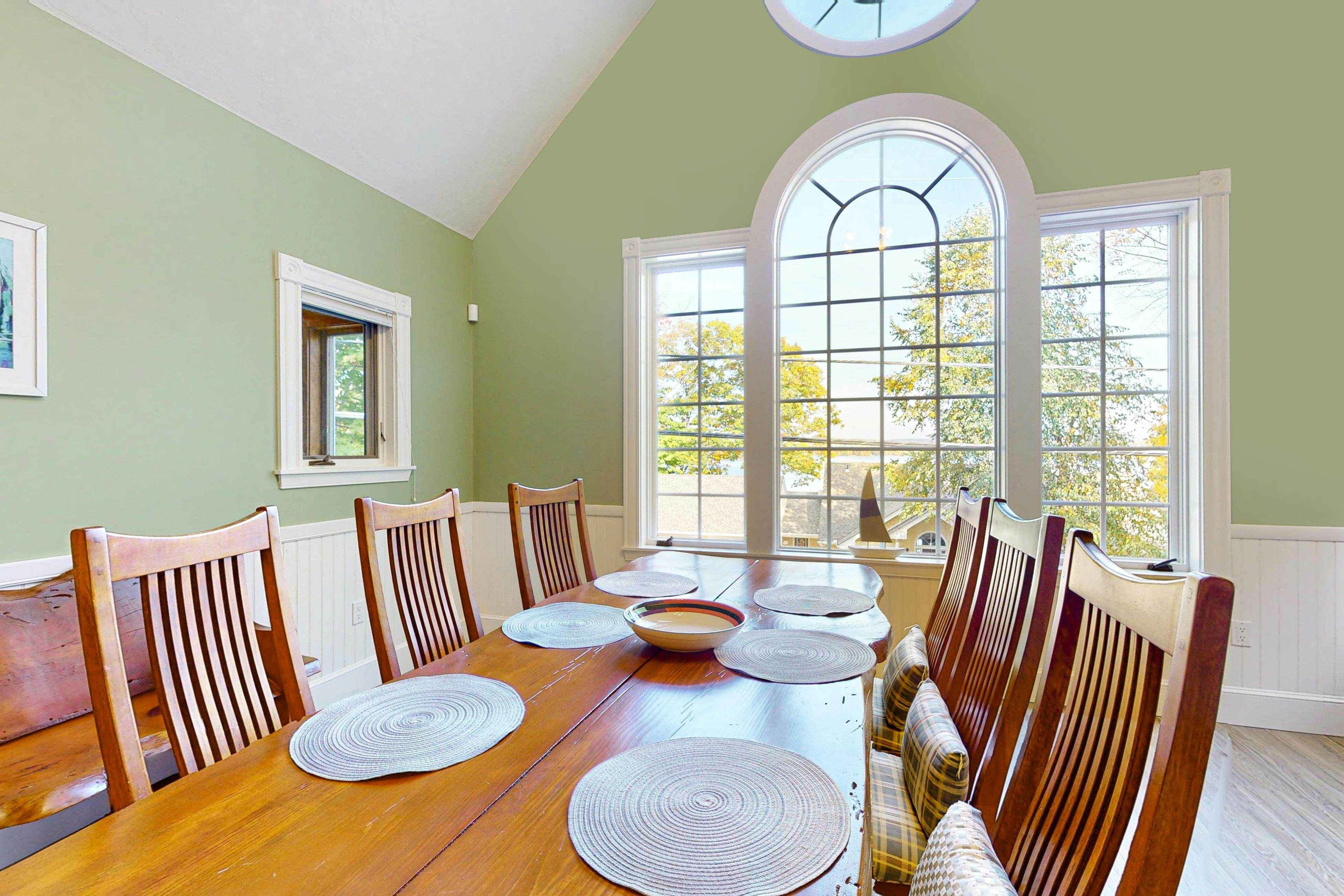 Stoneybrook Haven - Super Unit 