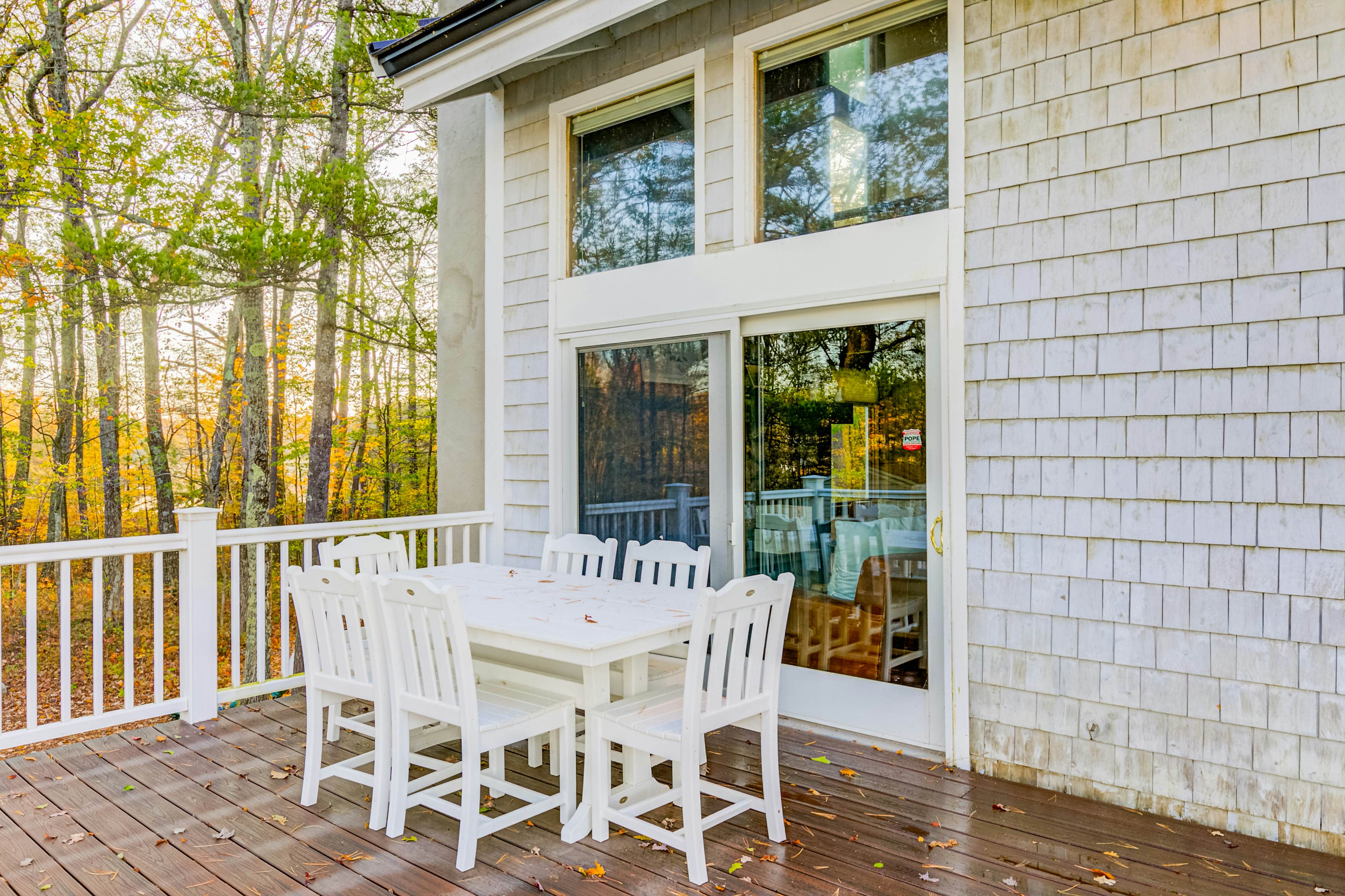 Pequawket Home 4 BD Conway, NH Vacation Rental Vacasa