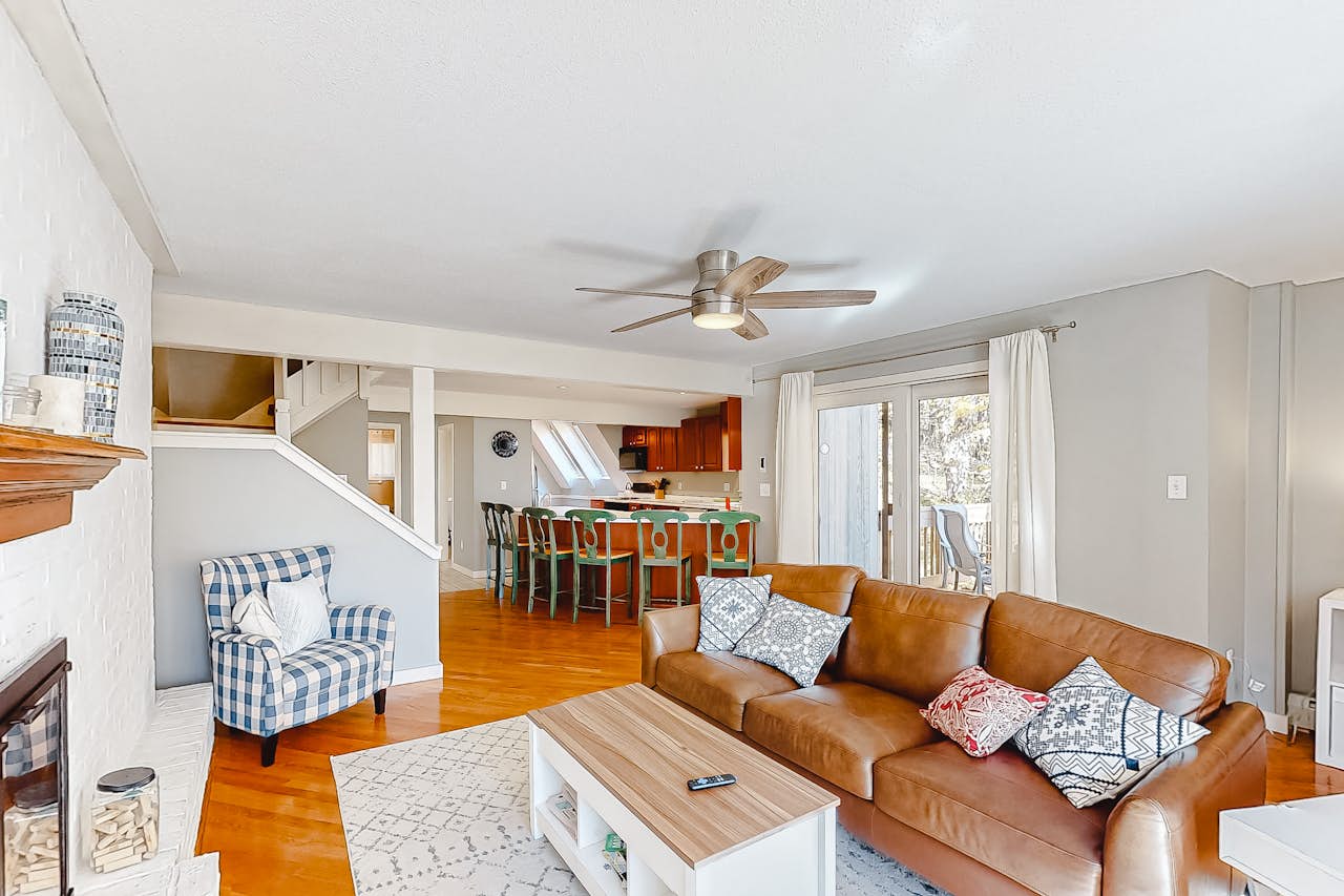 Kingswood Mountainside Retreat 3 BD Quechee, VT Vacation Rental Vacasa