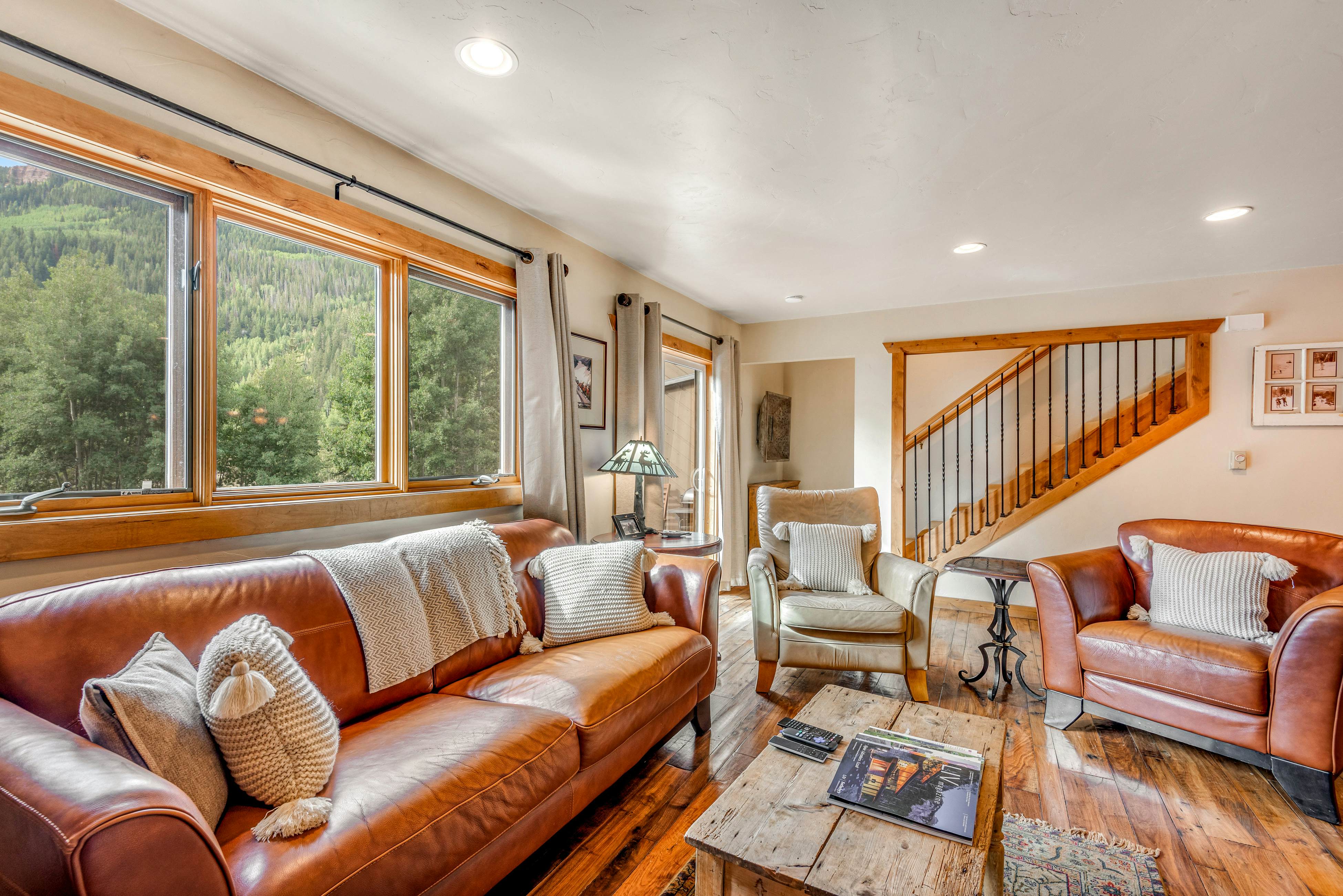 Spacious Mountain Retreat