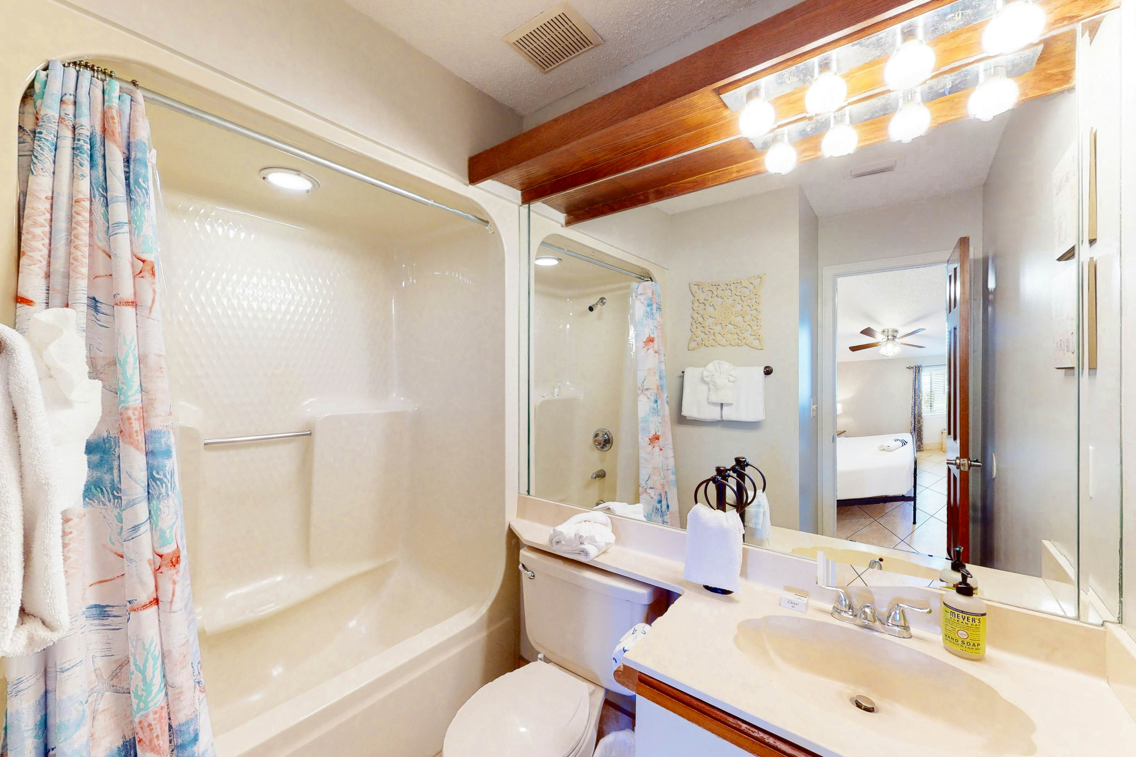 The Inn at St Thomas Square 201