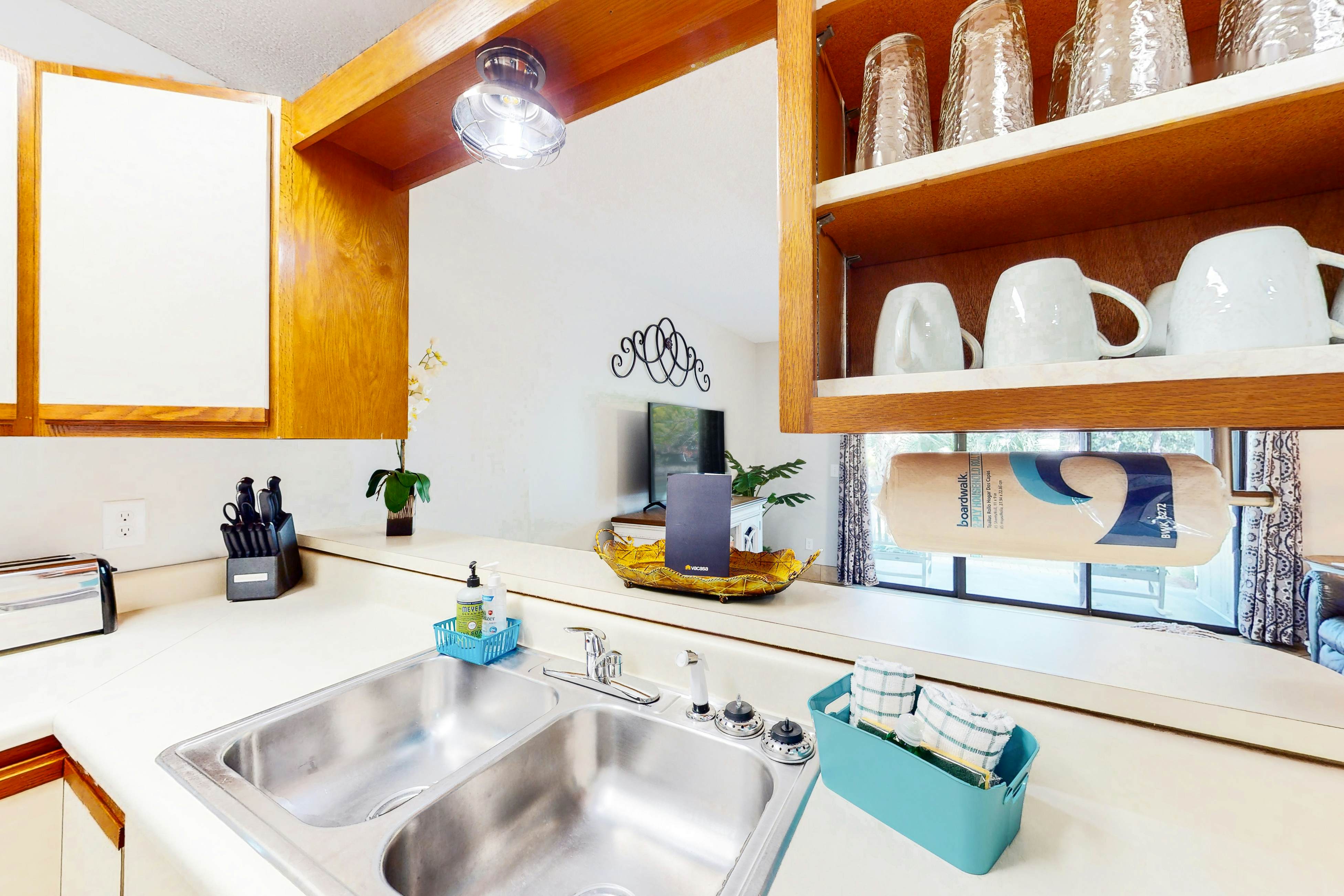 The Inn at St Thomas Square 201