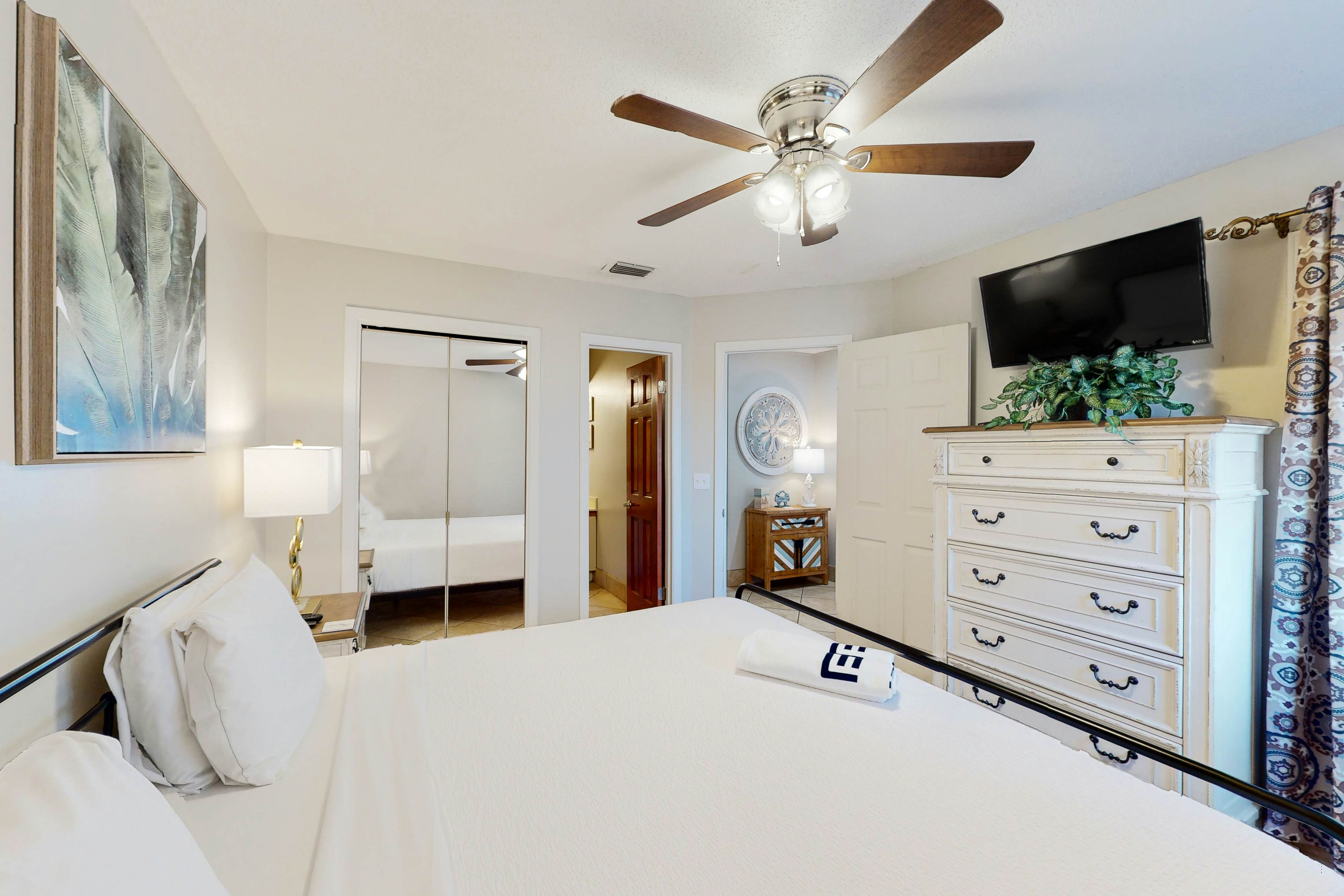 The Inn at St Thomas Square 201