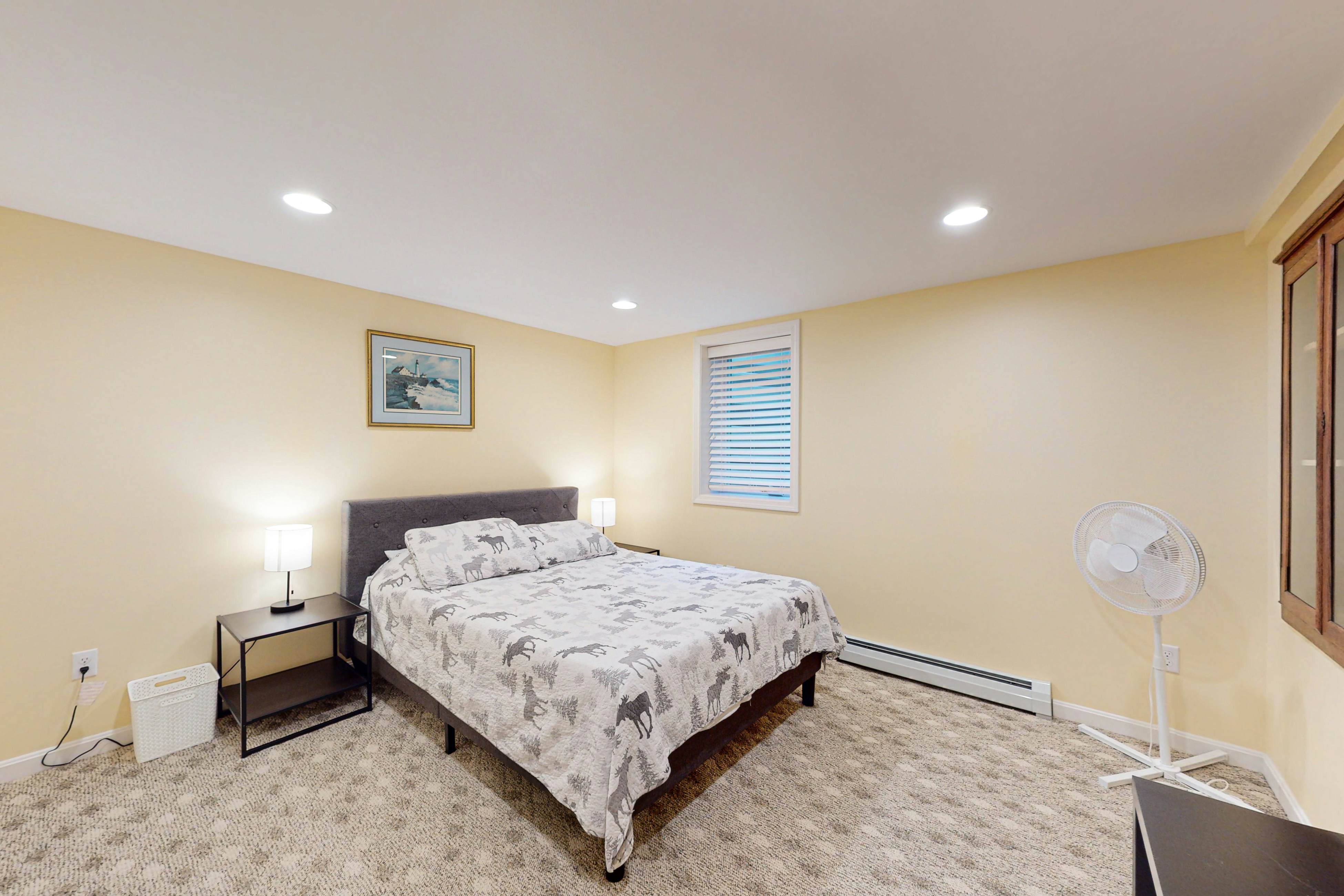 Little Sebago Luxury 4 BD Windham, ME Vacation Rental Vacasa