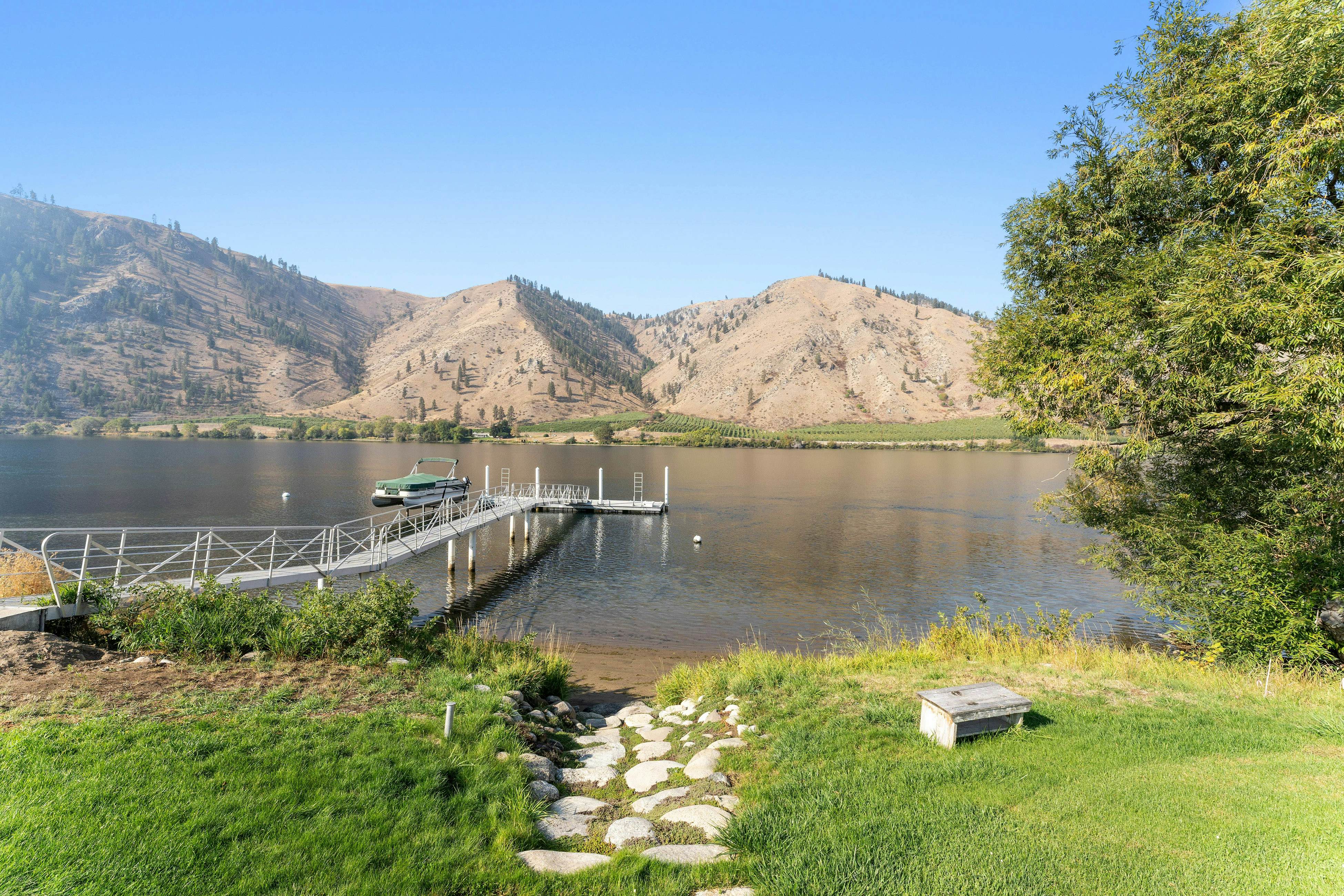 Connect with the Columbia