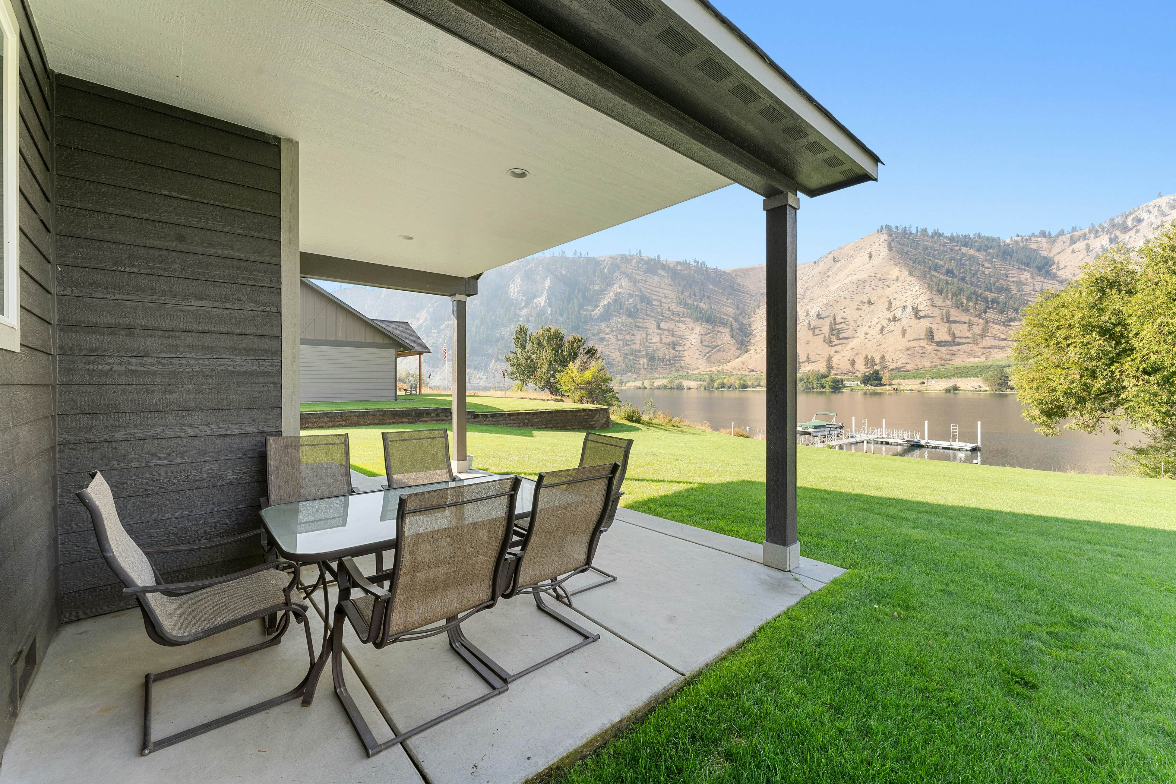 Connect with the Columbia