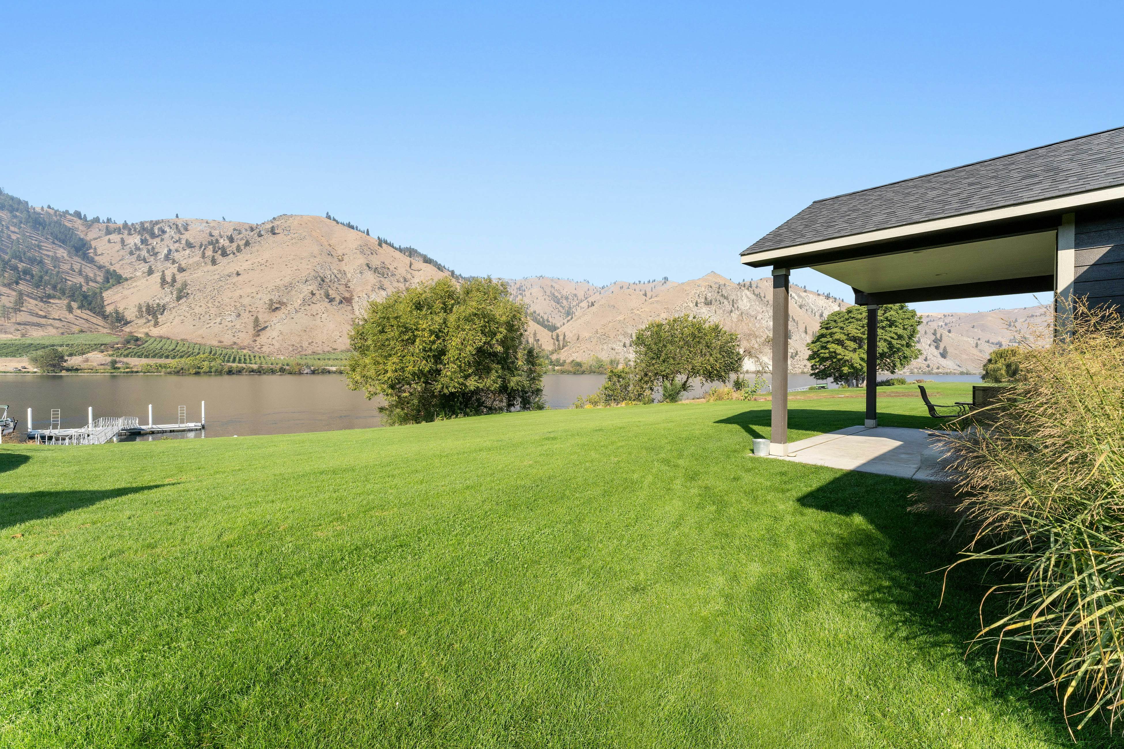 Connect with the Columbia