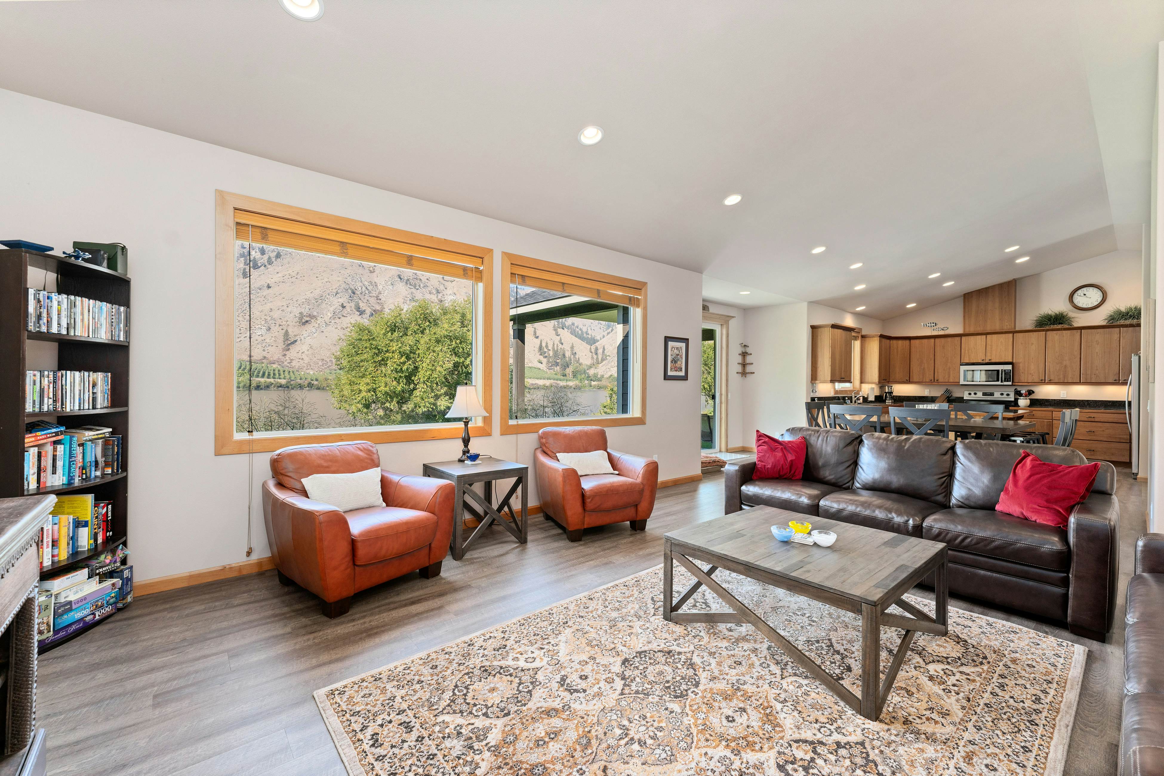 Connect with the Columbia