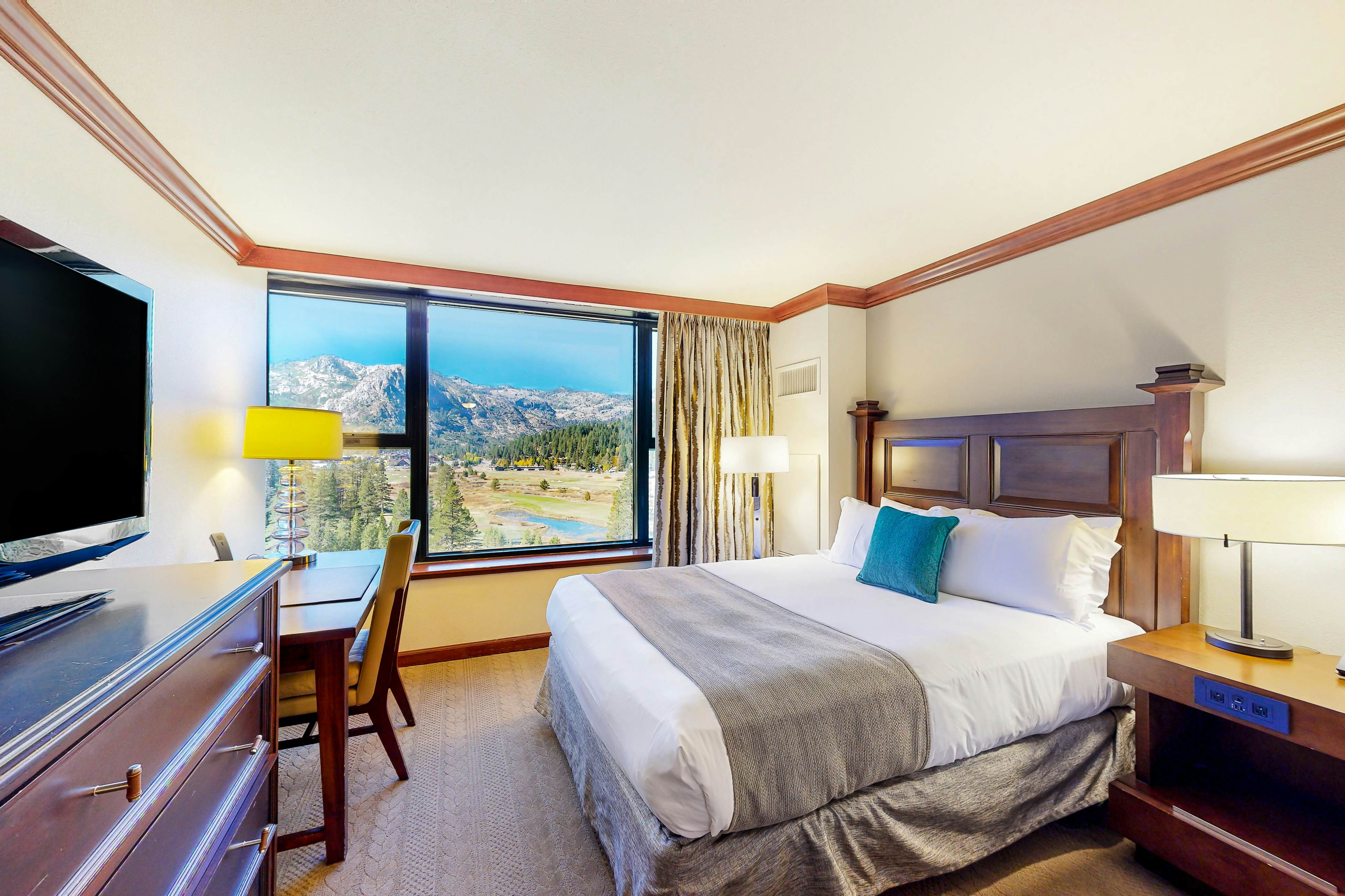 Everline Resort & Spa 812