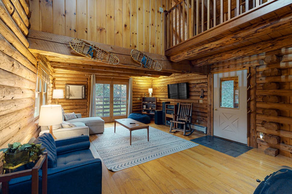 Hartland Cabin 2 BD Hartland, VT Vacation Rental Vacasa