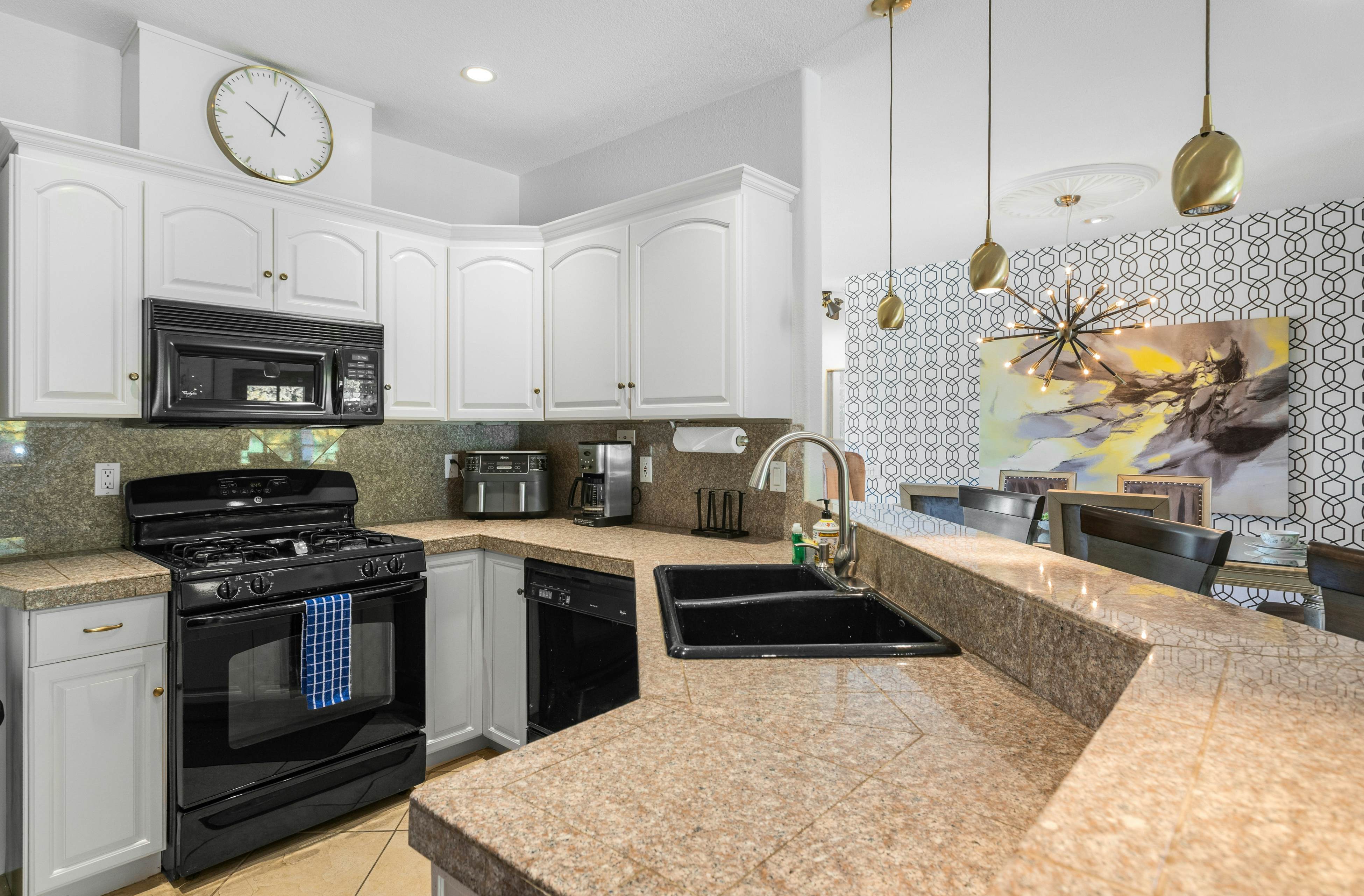 House of Jojo - 42212