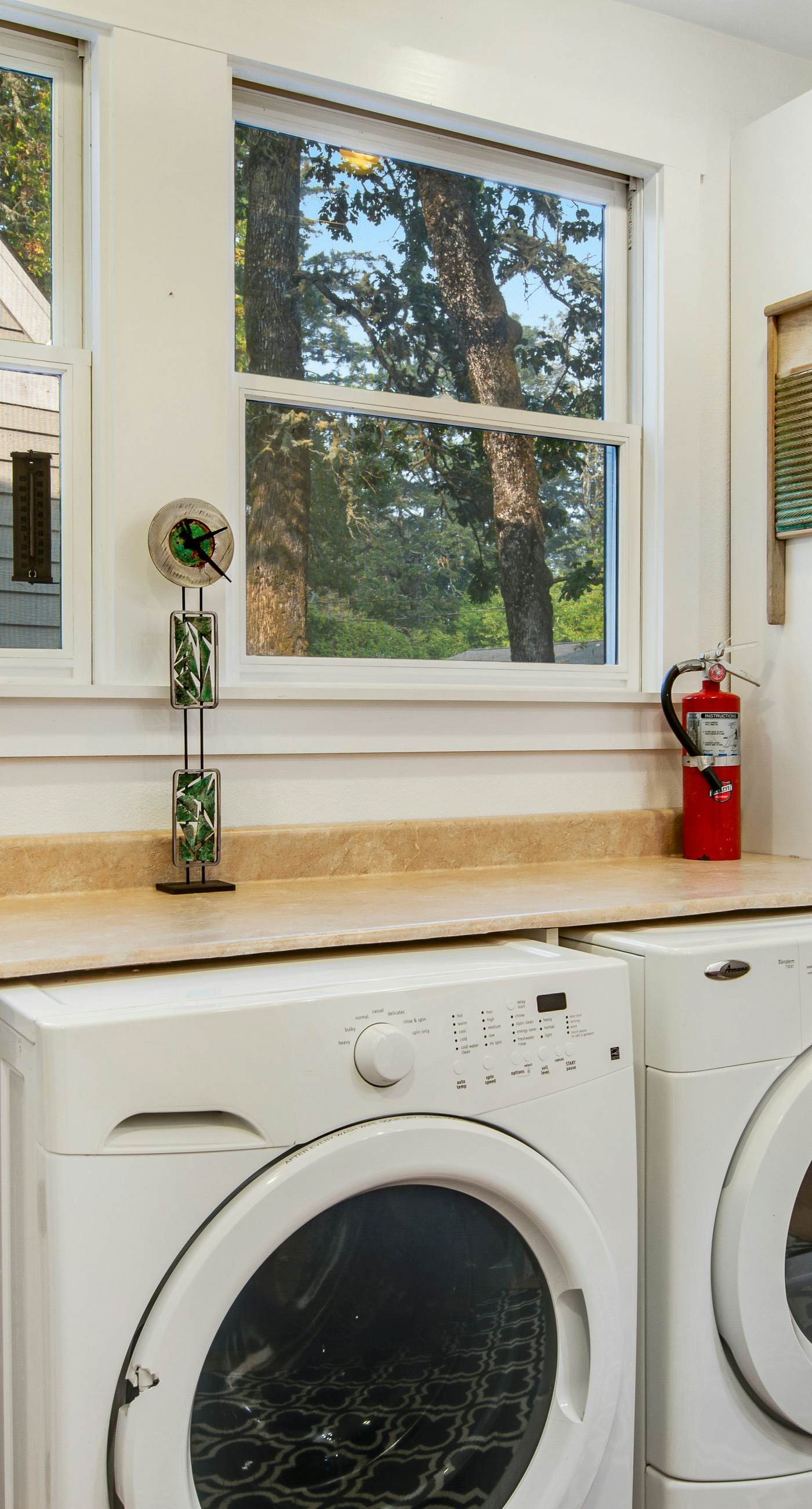 Peaceful Lakeside Retreat