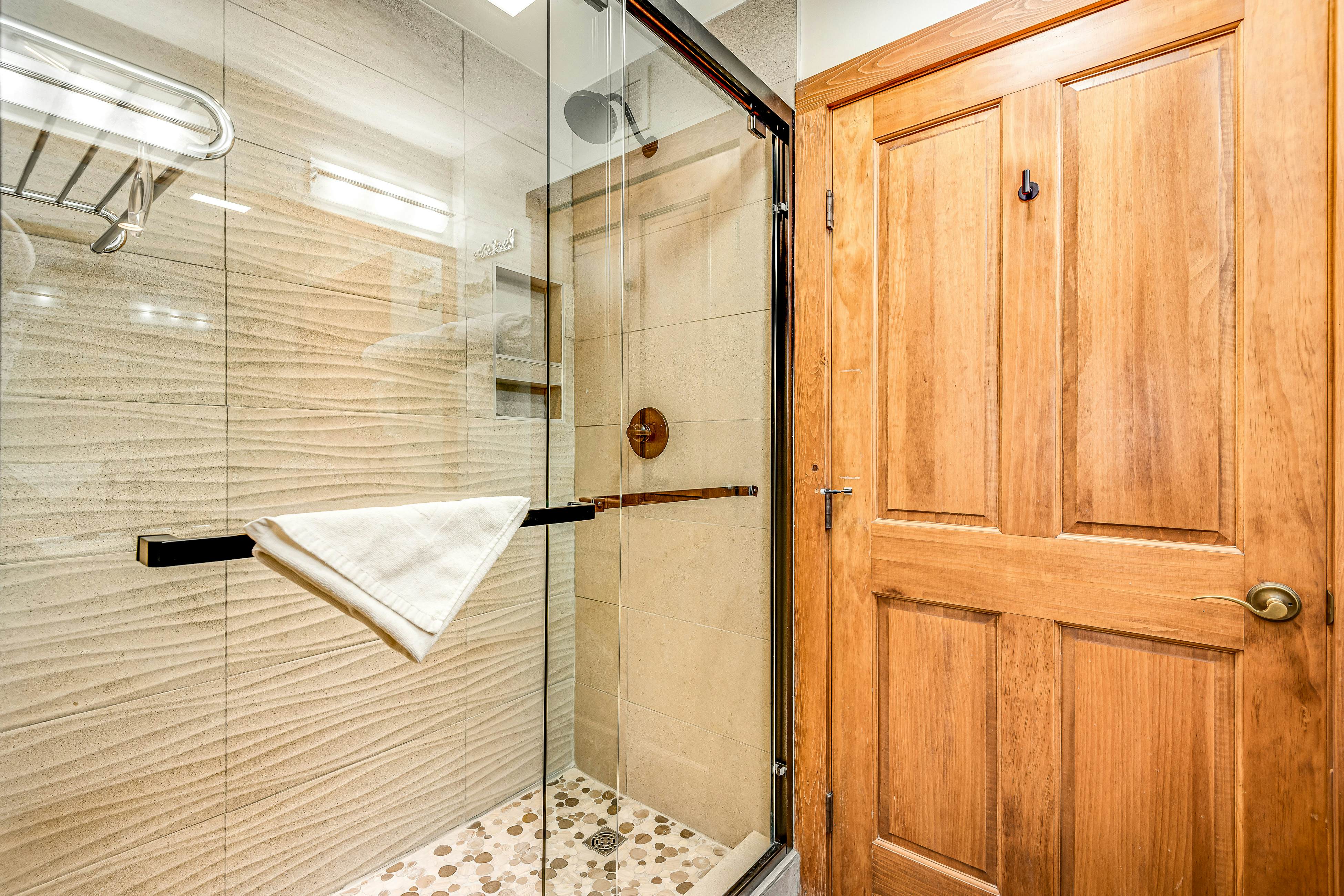 Red Hawk 2276 in Keystone