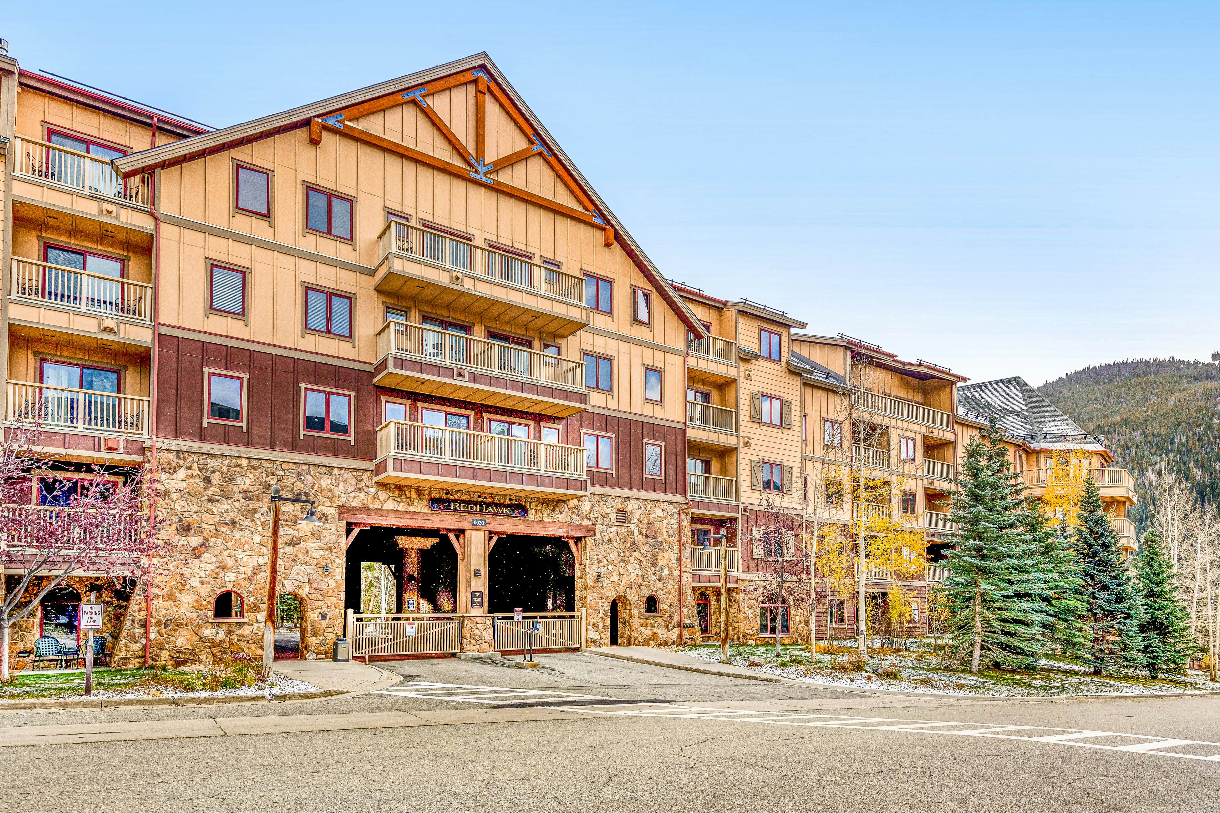 Red Hawk 2276 in Keystone