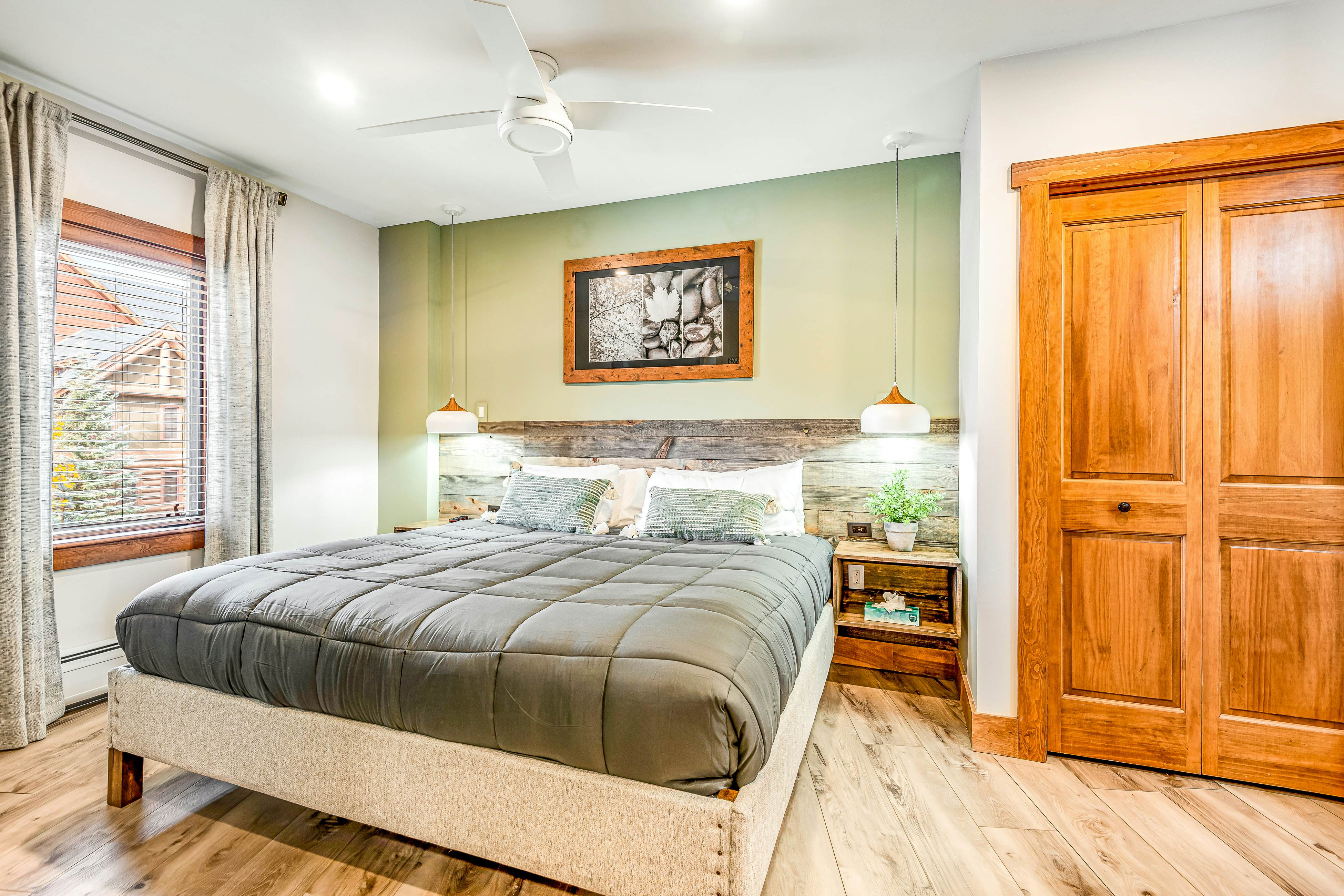 Red Hawk 2276 in Keystone