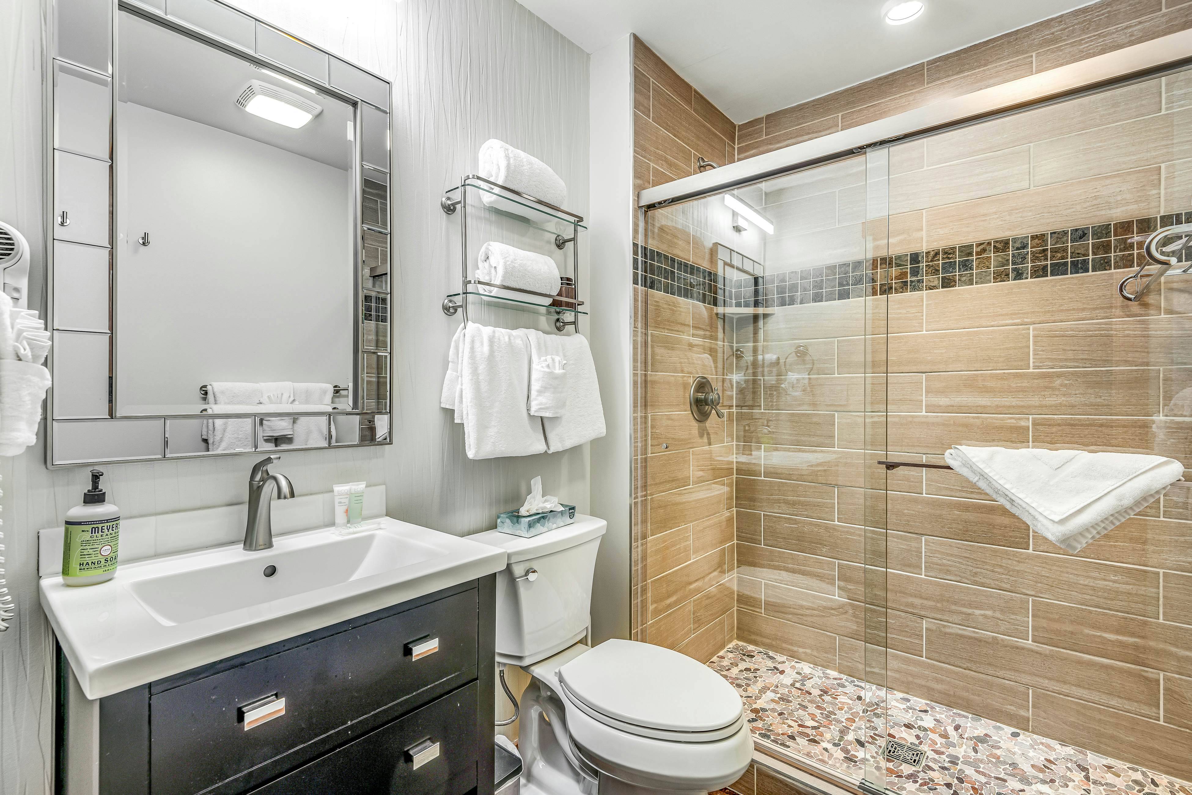 Red Hawk 2276 in Keystone