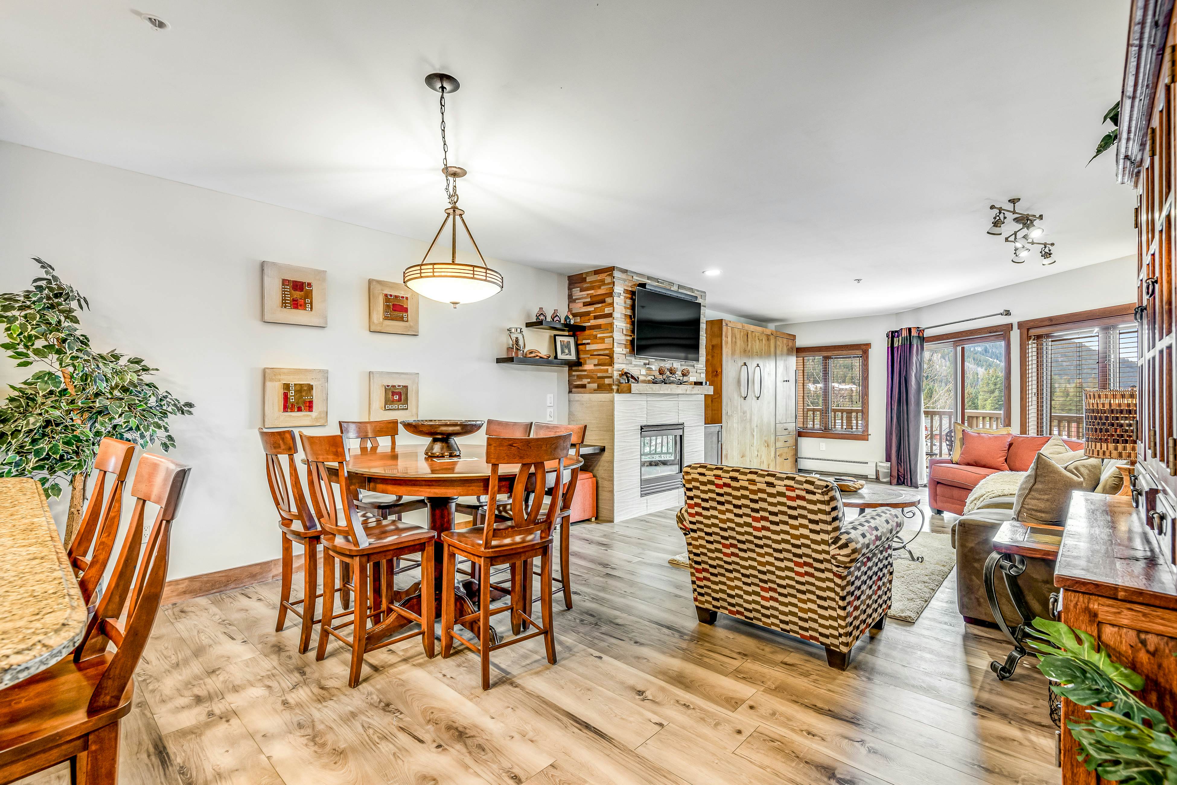 Red Hawk 2276 in Keystone