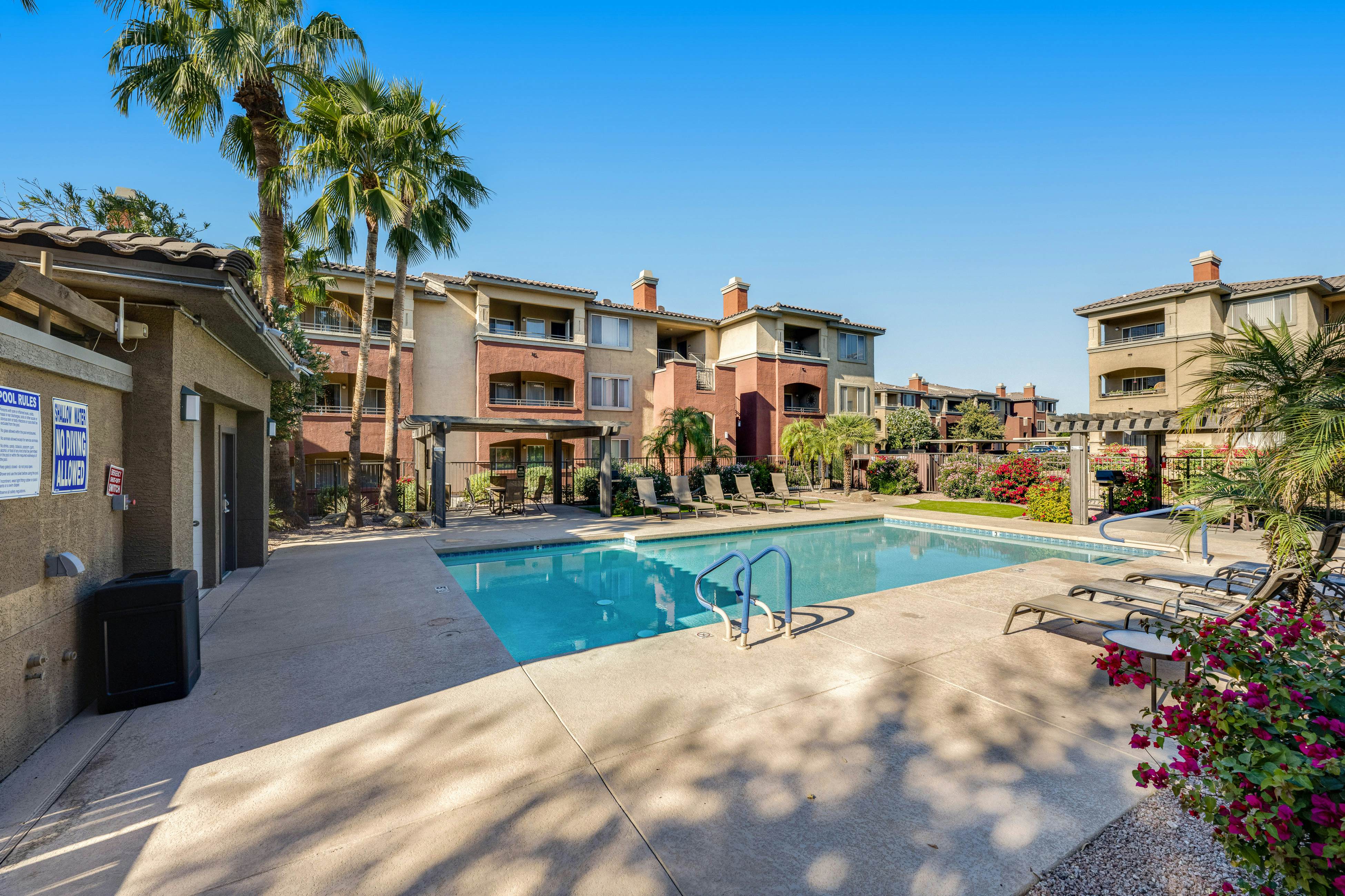 Red Rox | 1 BD Phoenix, AZ Vacation Rental | Vacasa