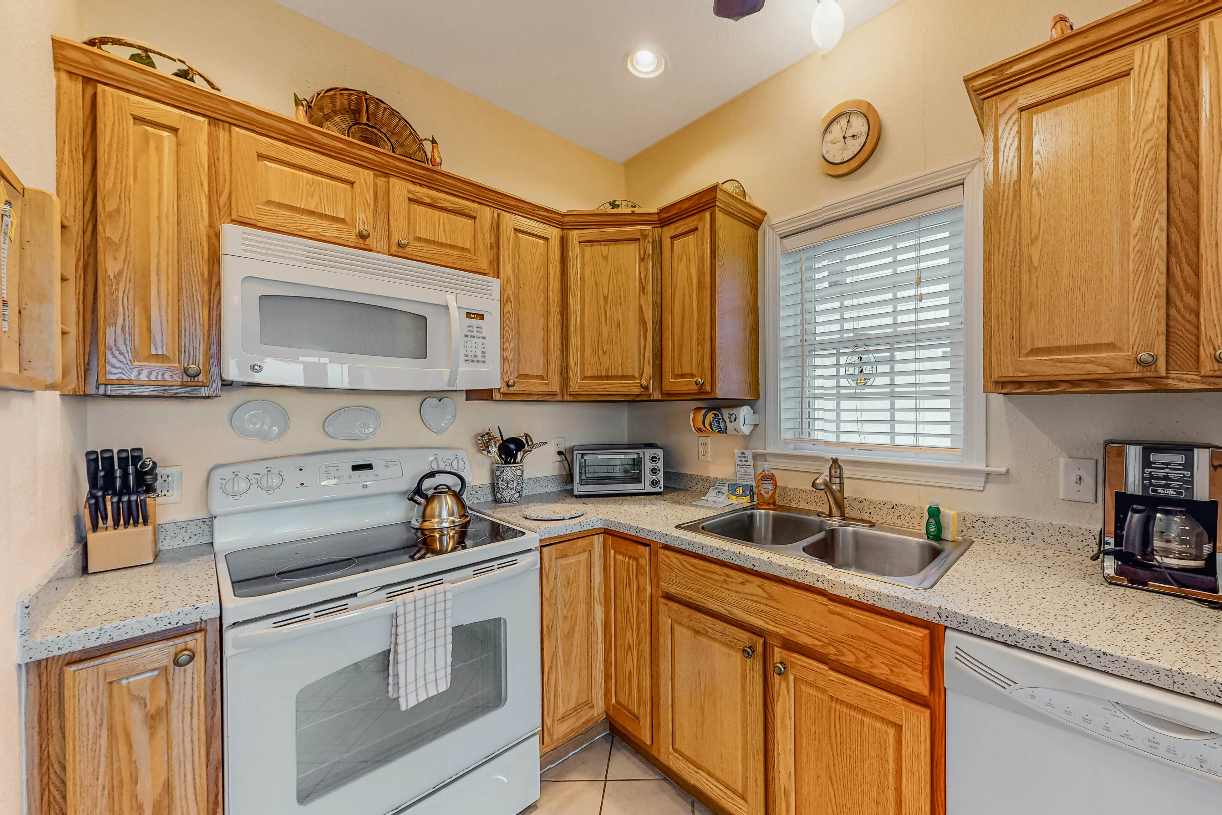 Hatteras Hospitality 806 #101DS-H