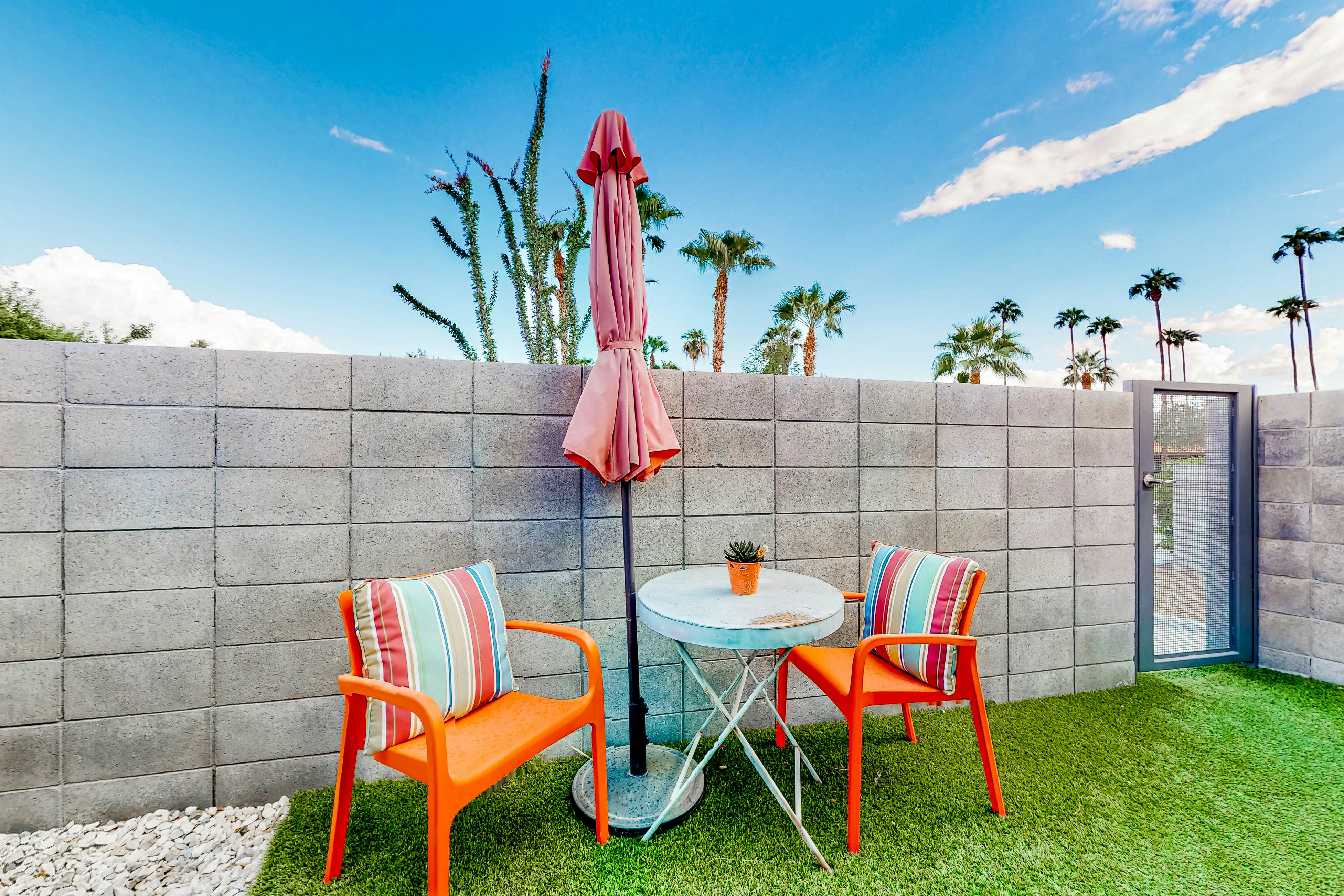 Cerritos Style - 48864