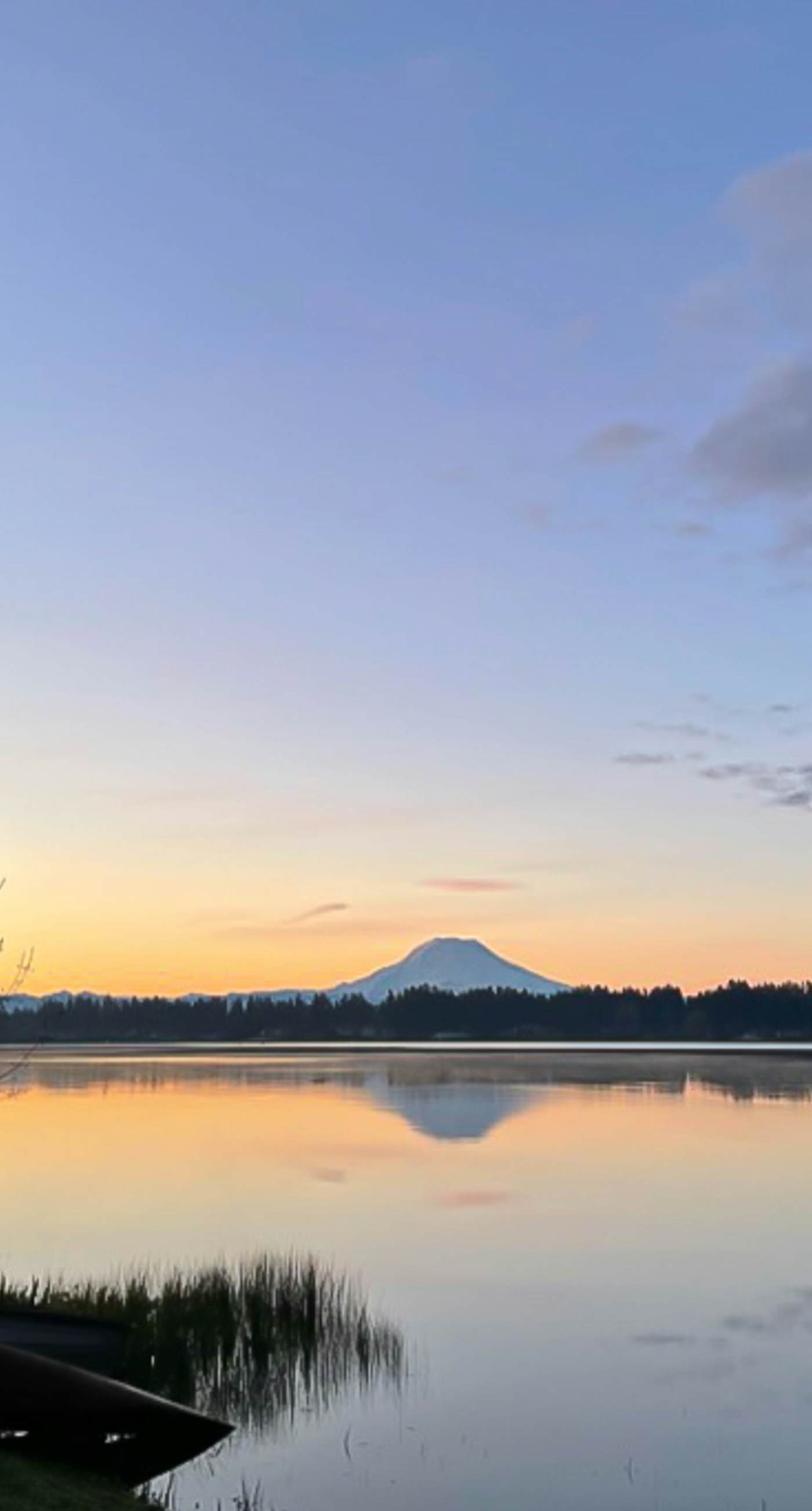 Peaceful Lakeside Retreat