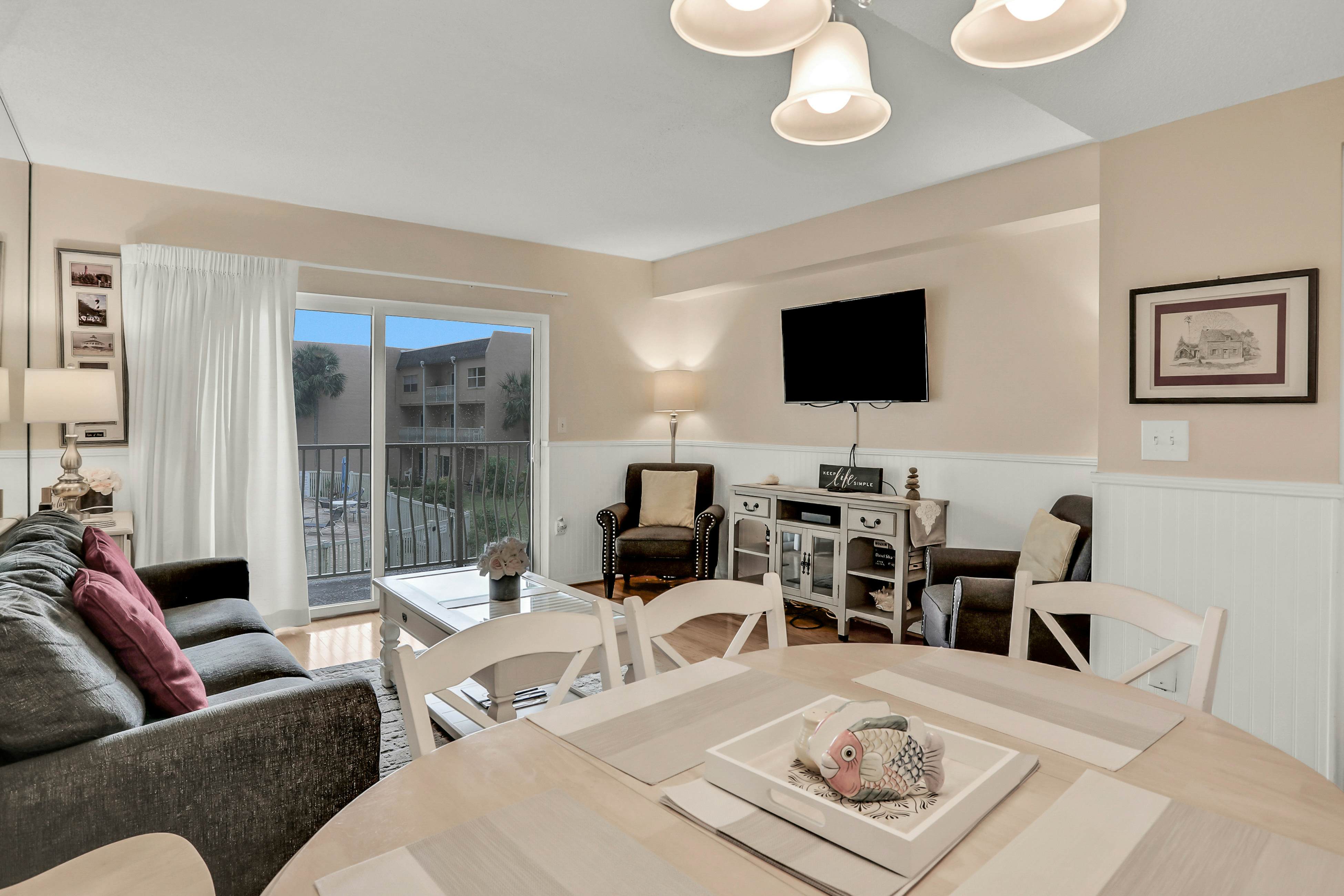 Creston House 2 BD St. Augustine, FL Vacation Rental Vacasa