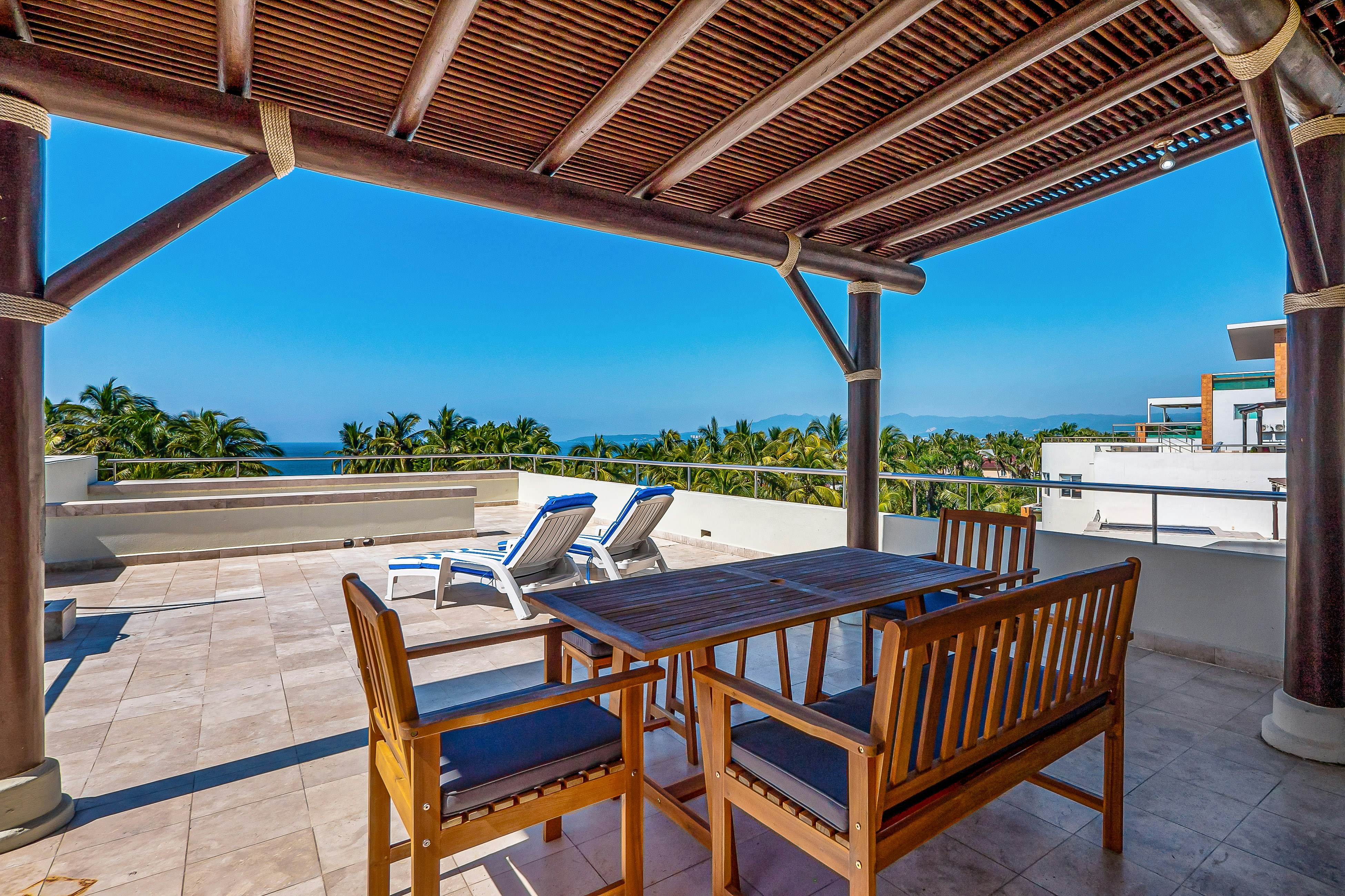 Nitta Condo # 408 Penthouse