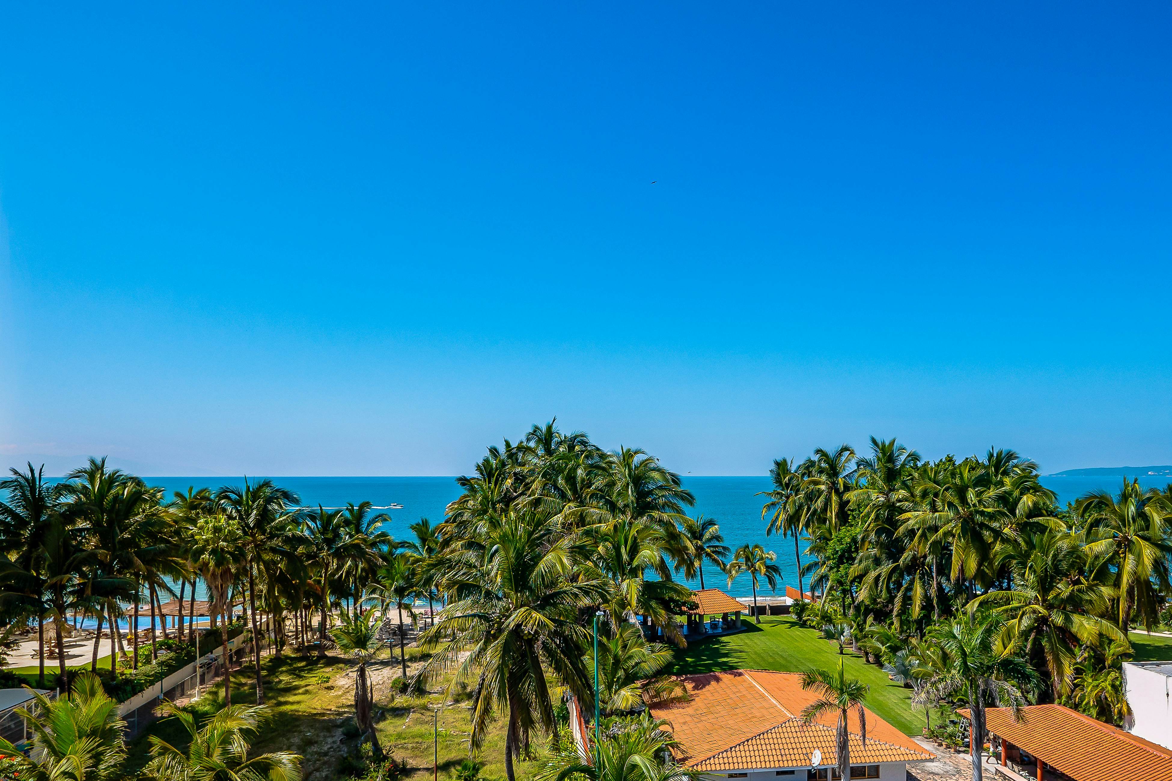 Nitta Condo # 408 Penthouse