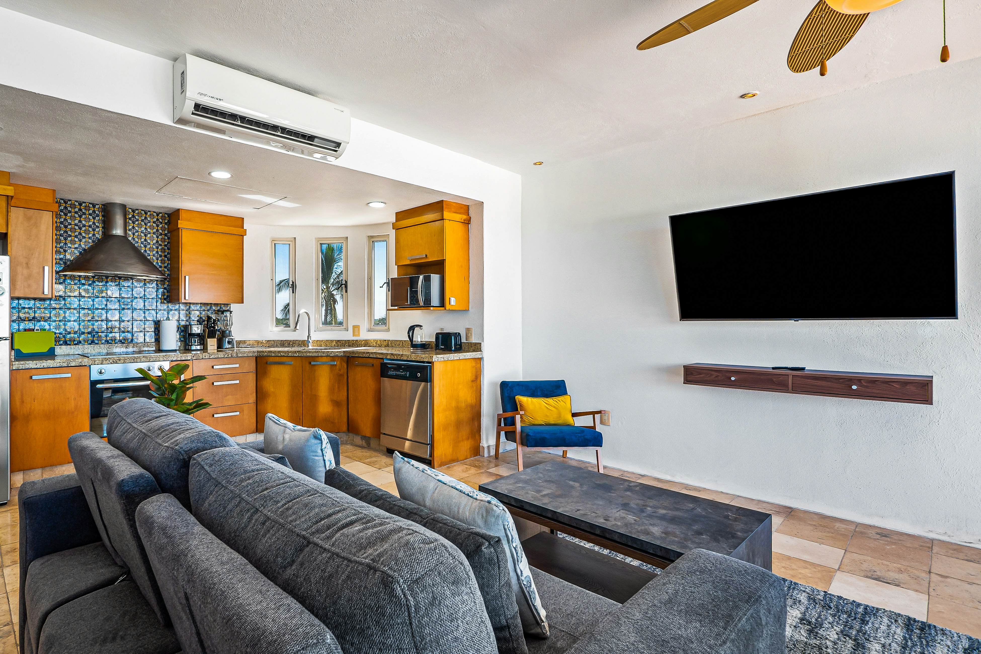 Nitta Condo # 408 Penthouse