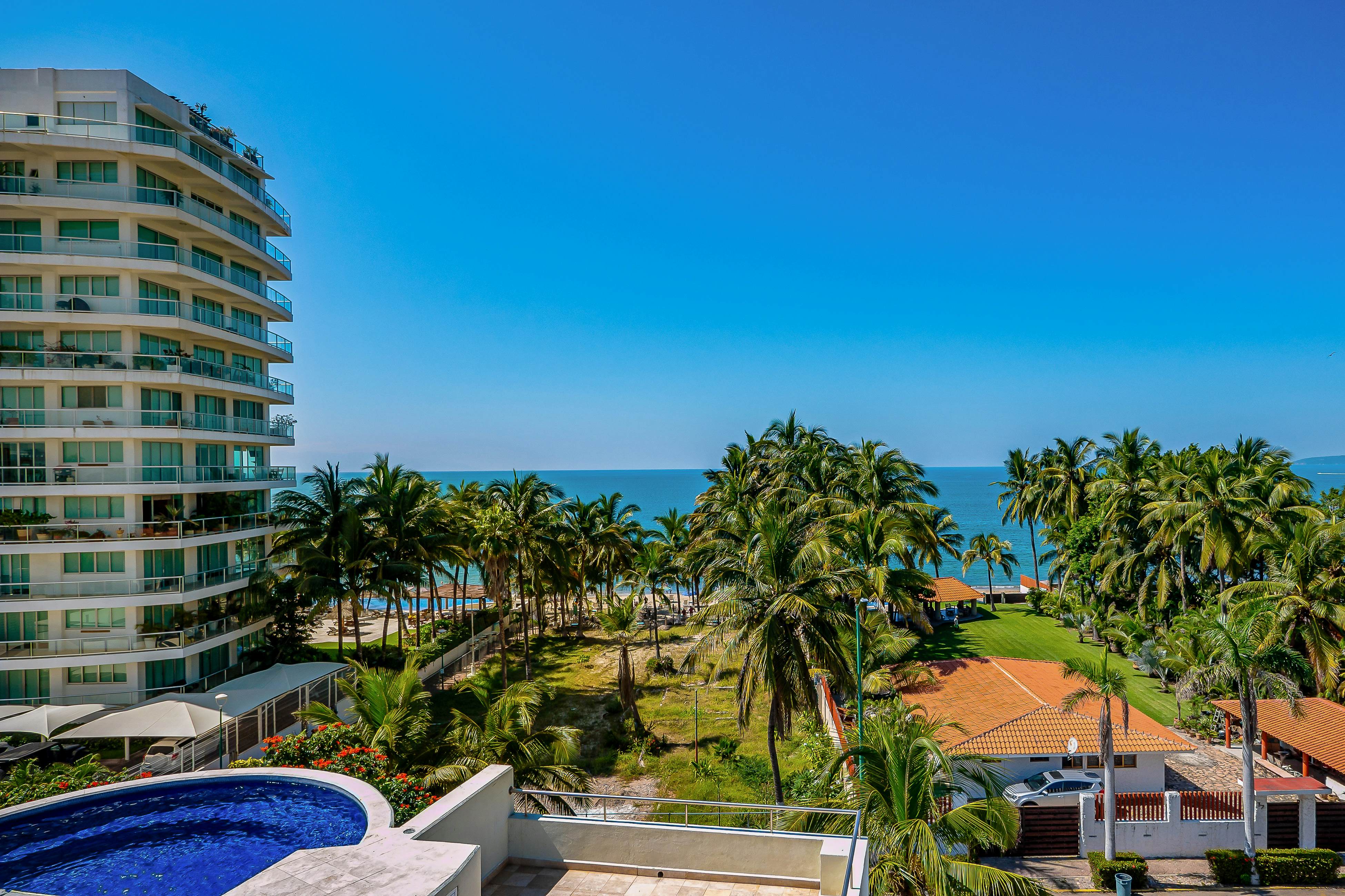 Nitta Condo # 408 Penthouse