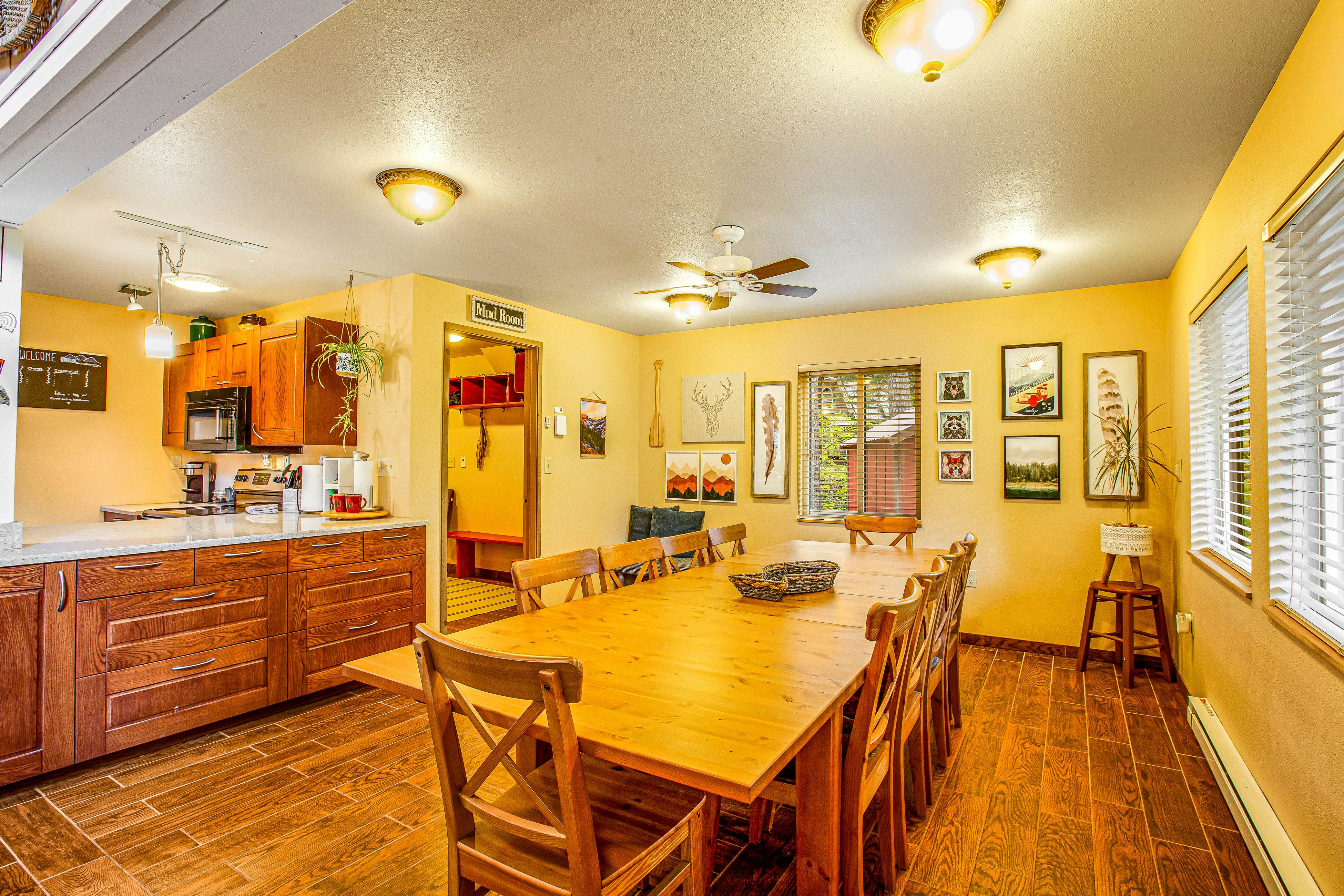 Peak-a-View Lakehouse