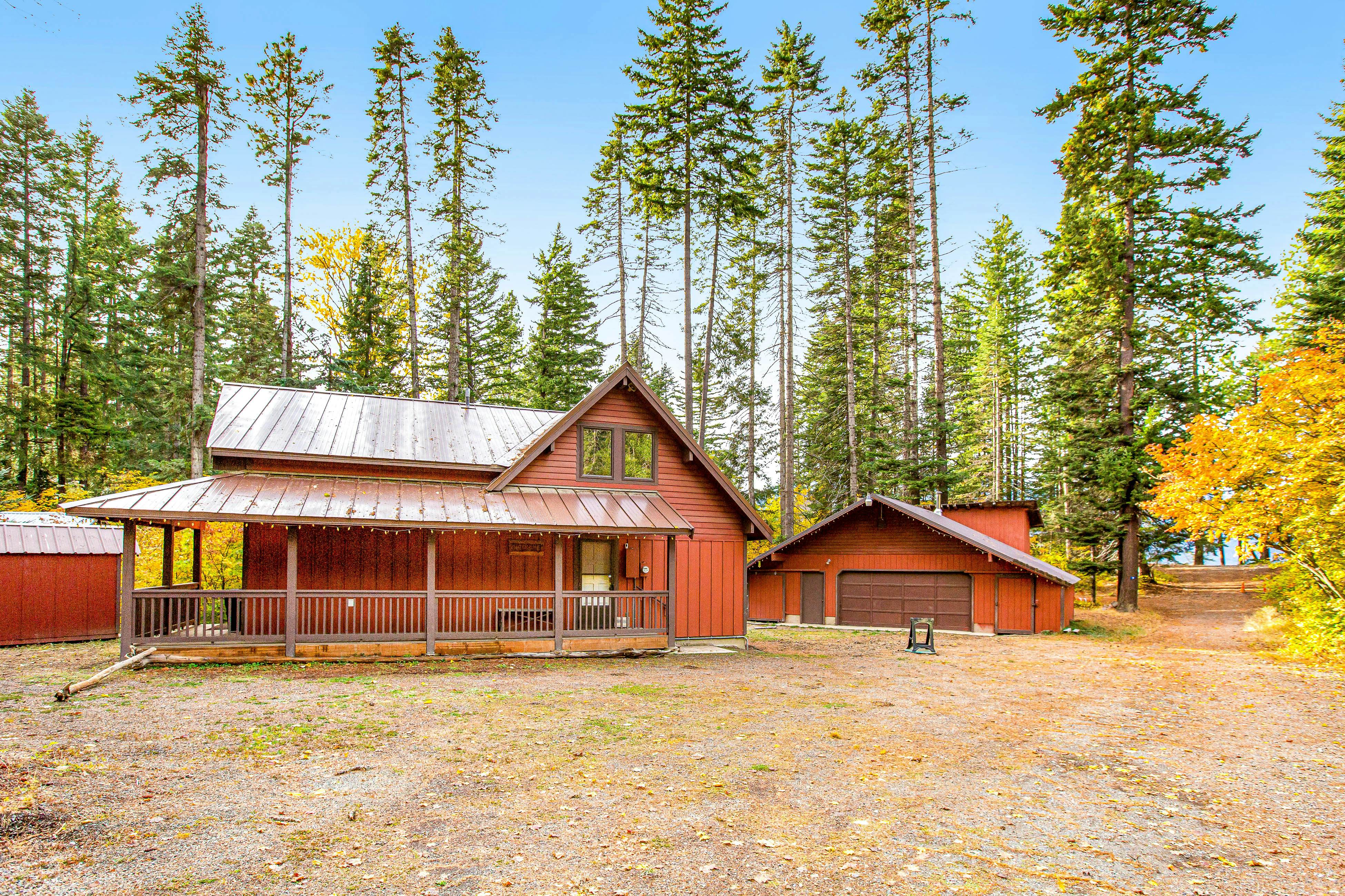 Peak-a-View Lakehouse