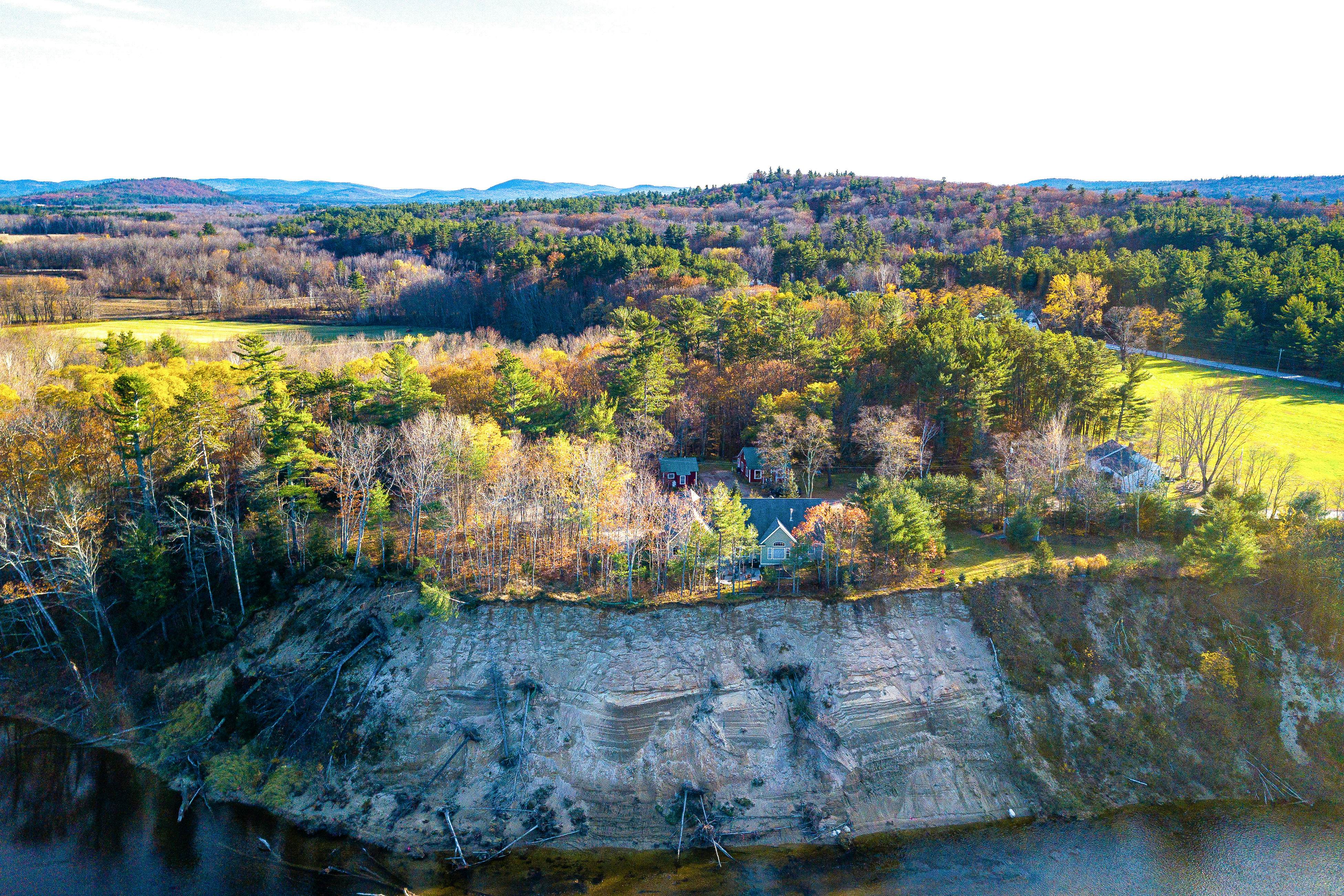 Breathtaking Mountain & River Views