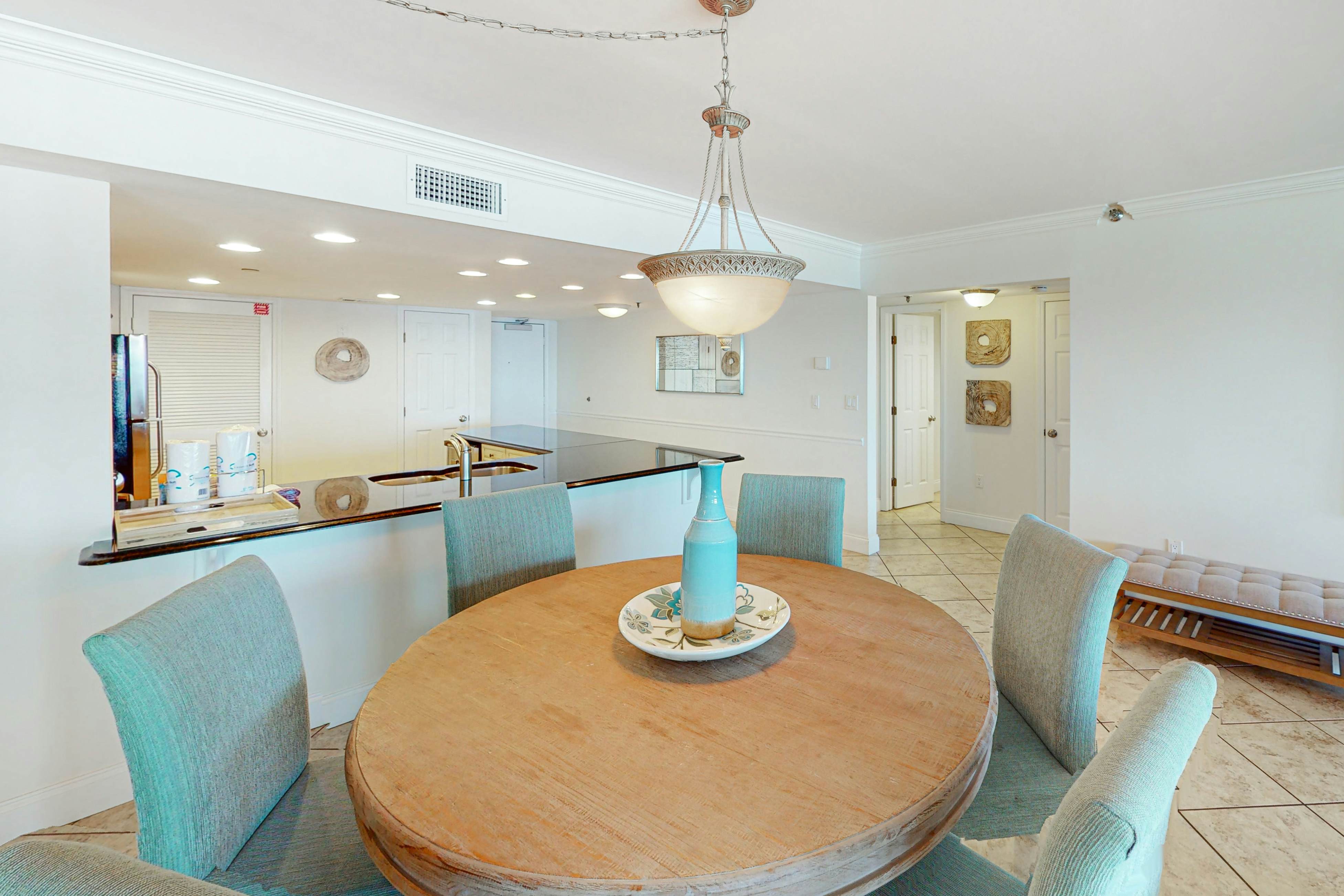 Breakers East 604 2 BD Destin, FL Vacation Rental Vacasa