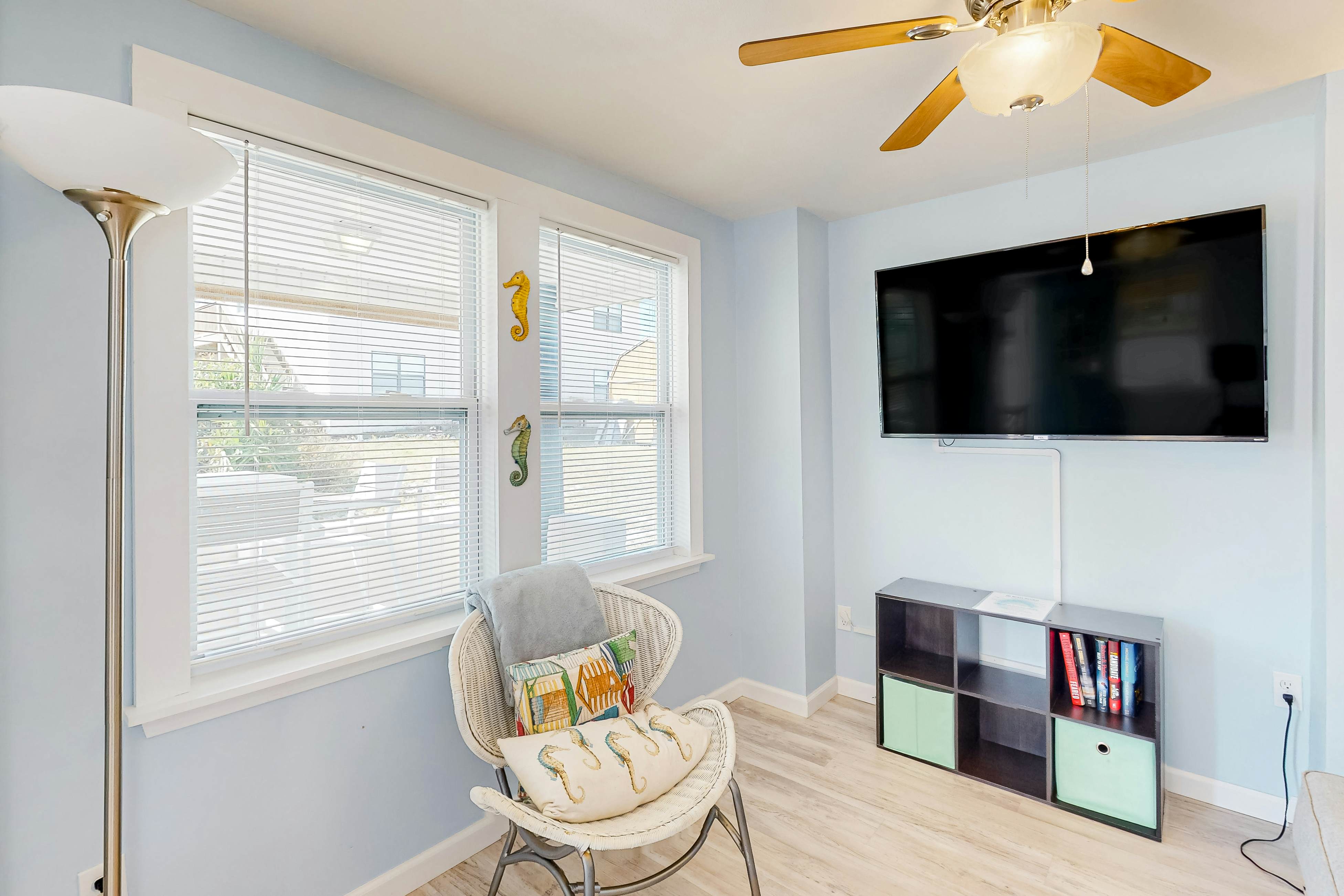 Pelican's Nest Lower 1 BD Mexico Beach, FL Vacation Rental Vacasa