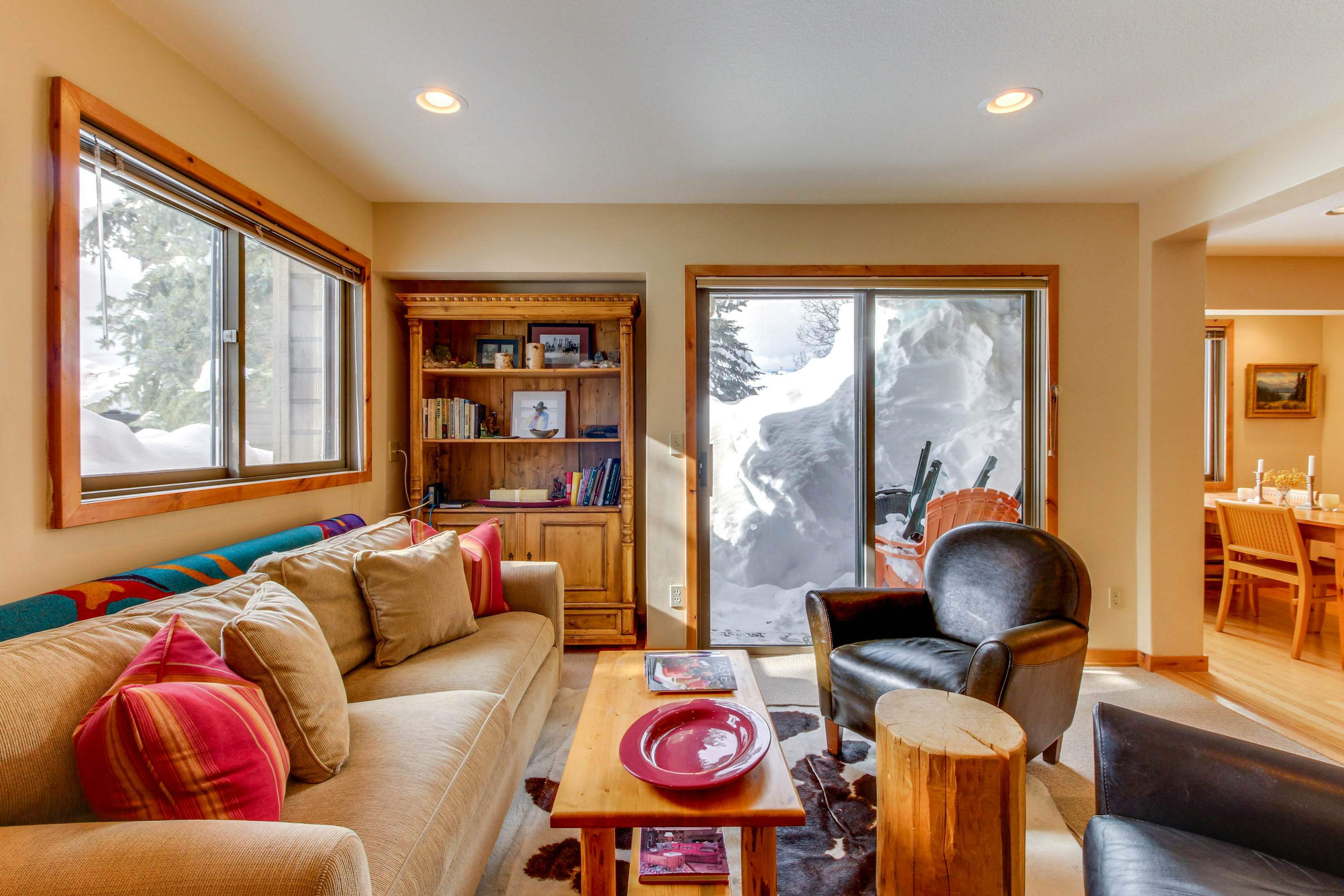 The Bluff Mountain Charmer